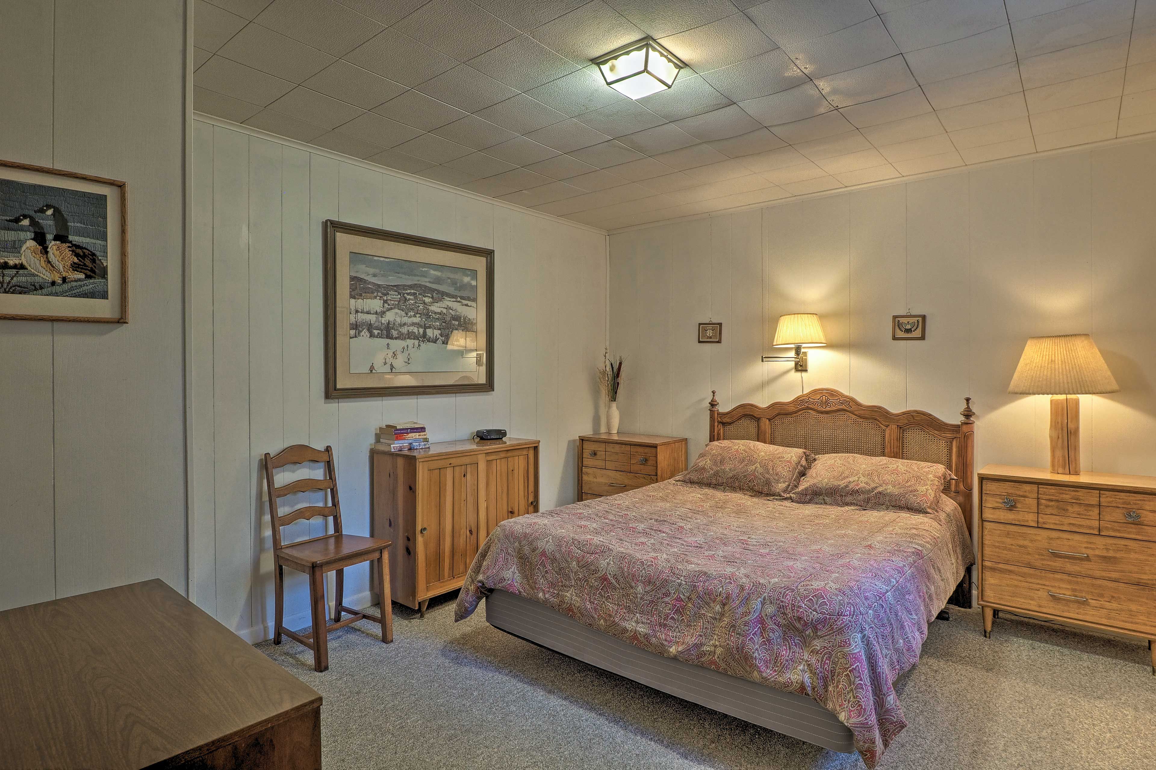 Bedroom 2 | Queen Bed
