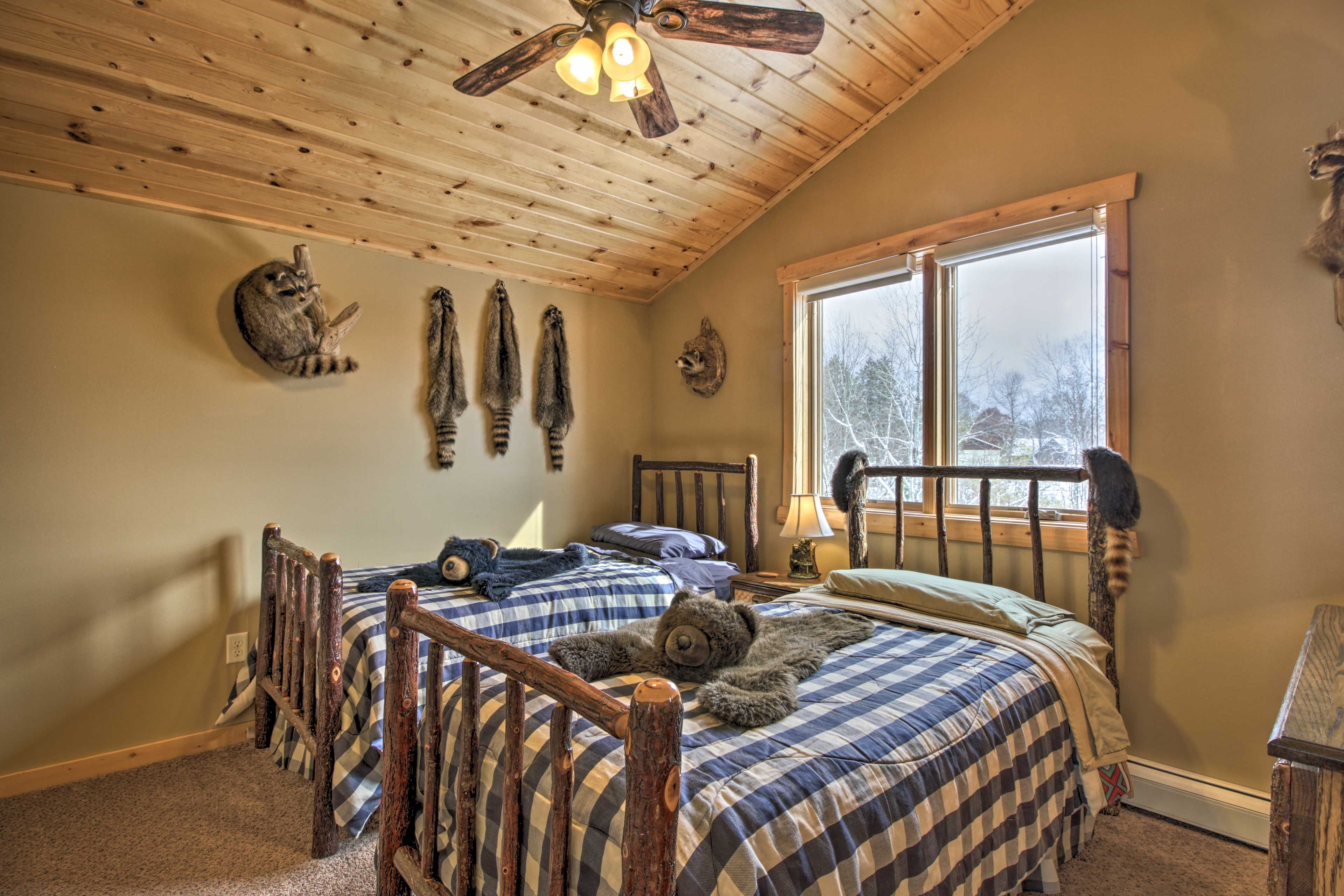 Bedroom 5 | 2 Twin Beds