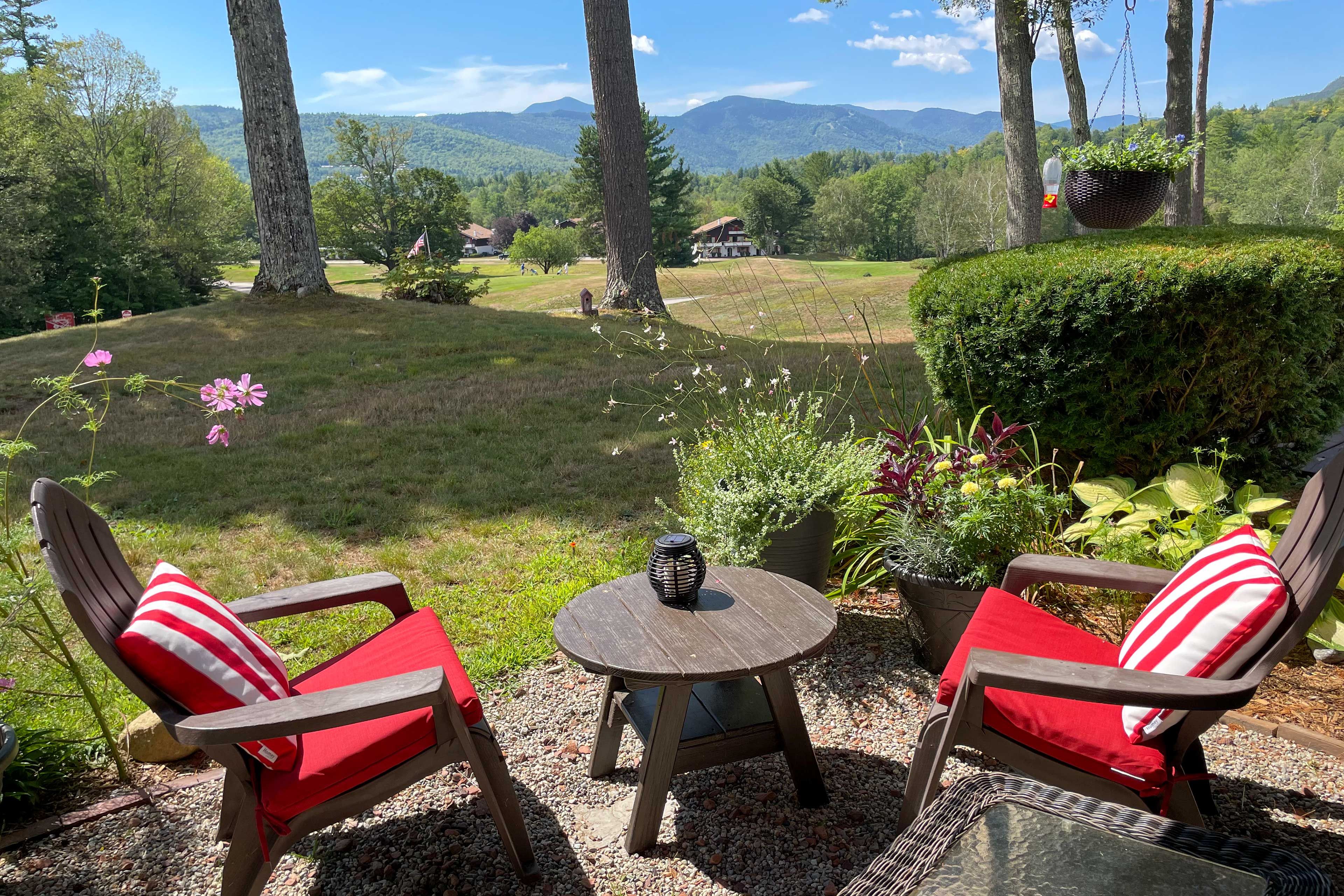 Covered Patio | Gas Grill