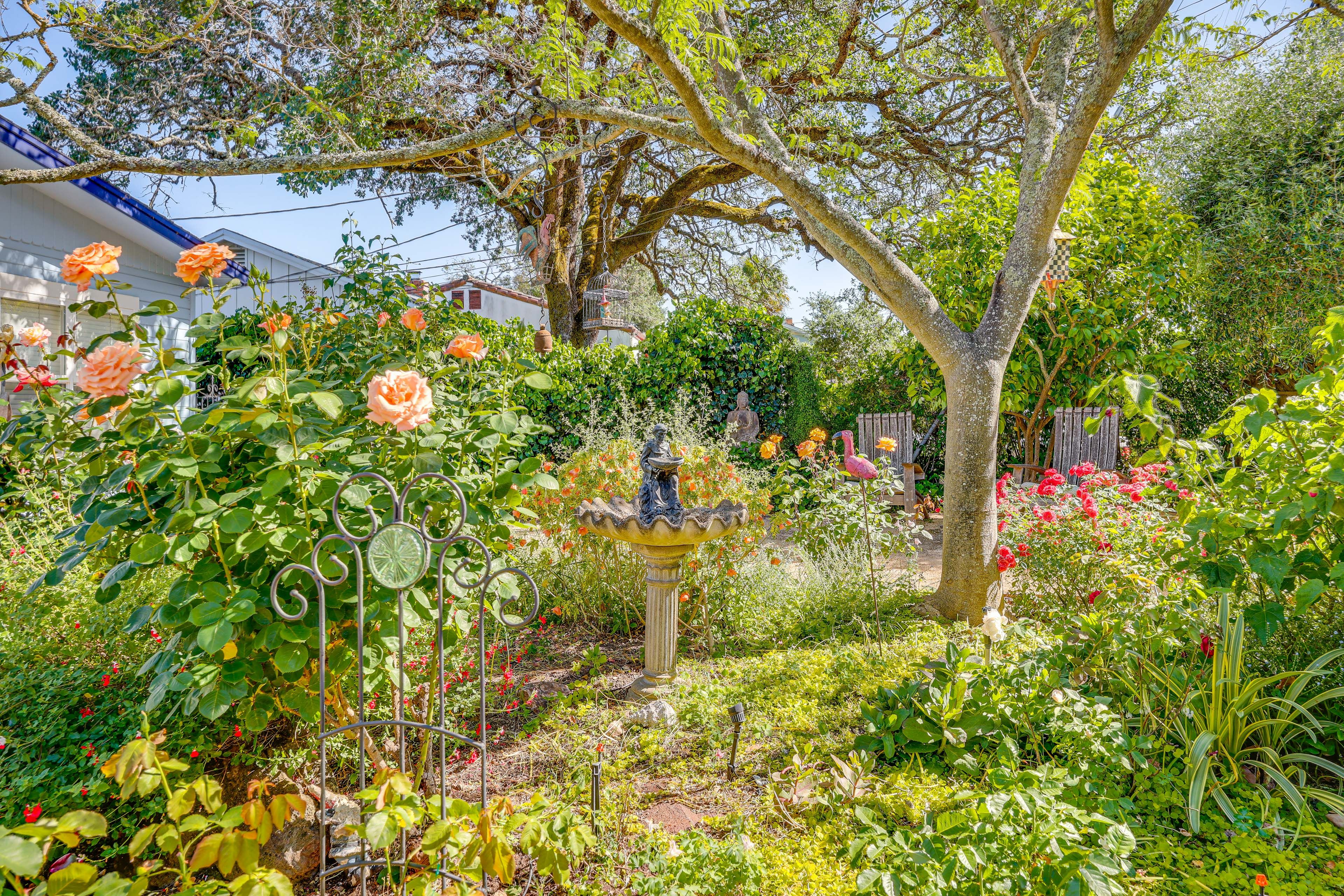 Private Yard | Bistro Table & Chairs | Garden