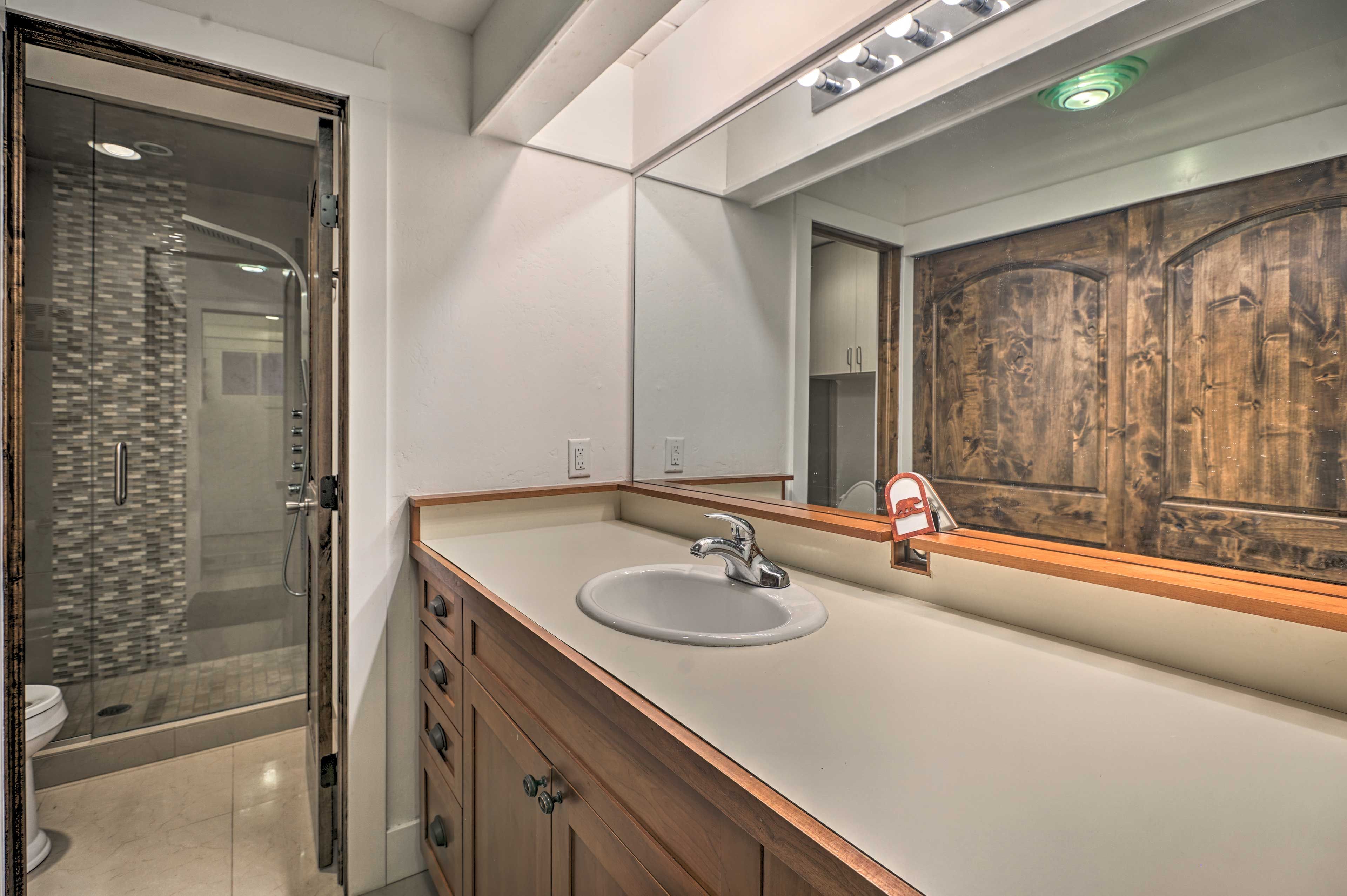 Full Bathroom