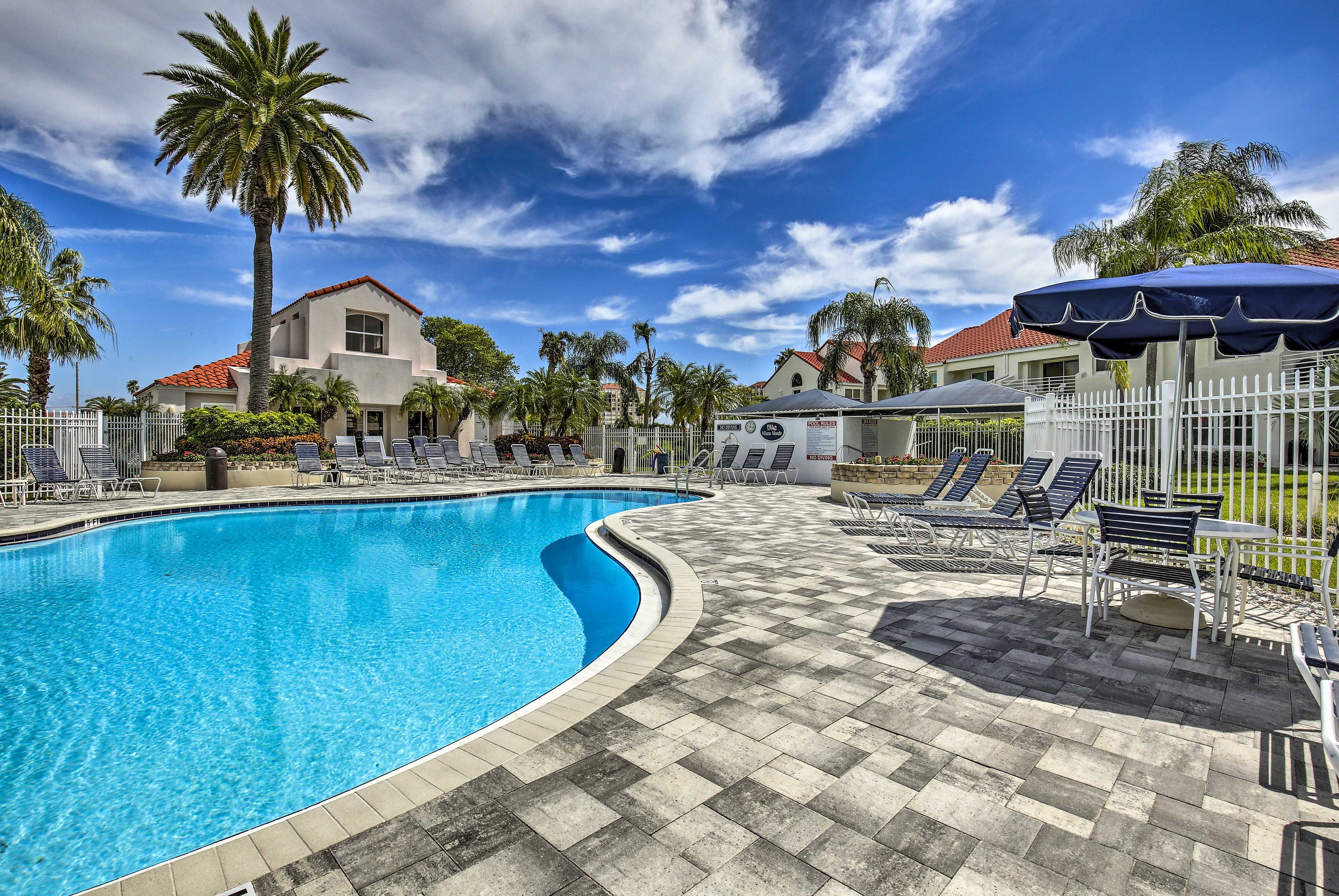 St. Petersburg Vacation Rental | 2BR | 2BA | 1,145 Sq Ft | Step-Free Access
