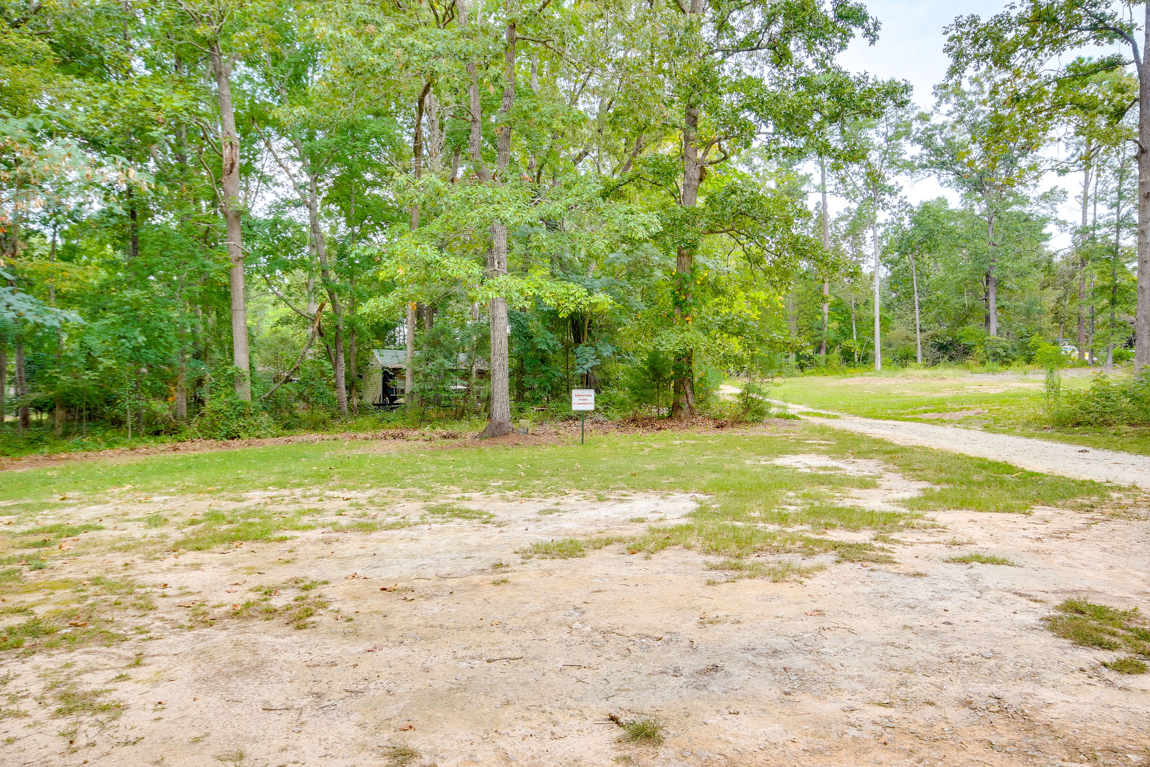 Additional Parking | Boat/Trailer/RV