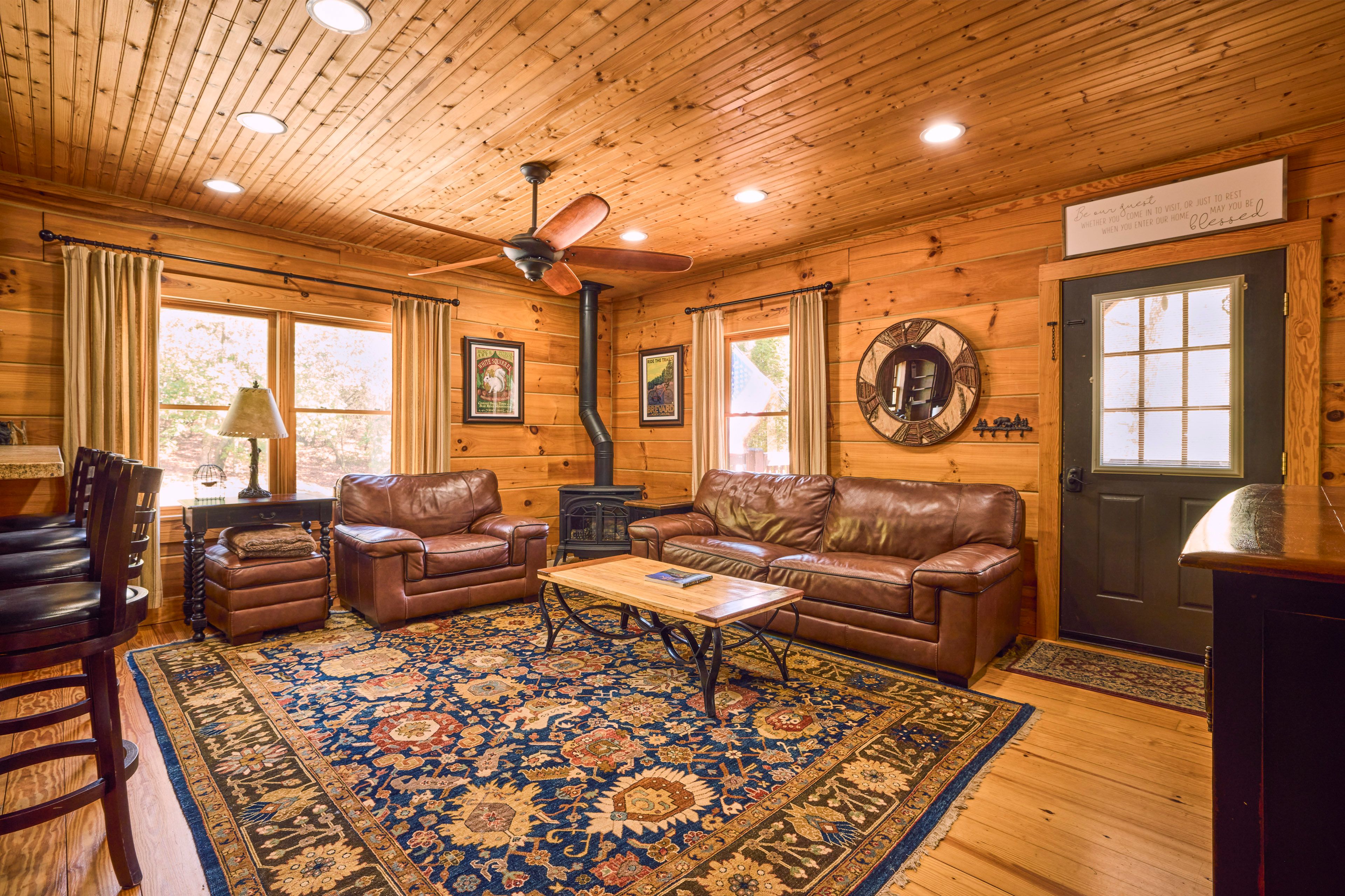 Living Room | Free WiFi | Central A/C | Smart TV | Fireplace