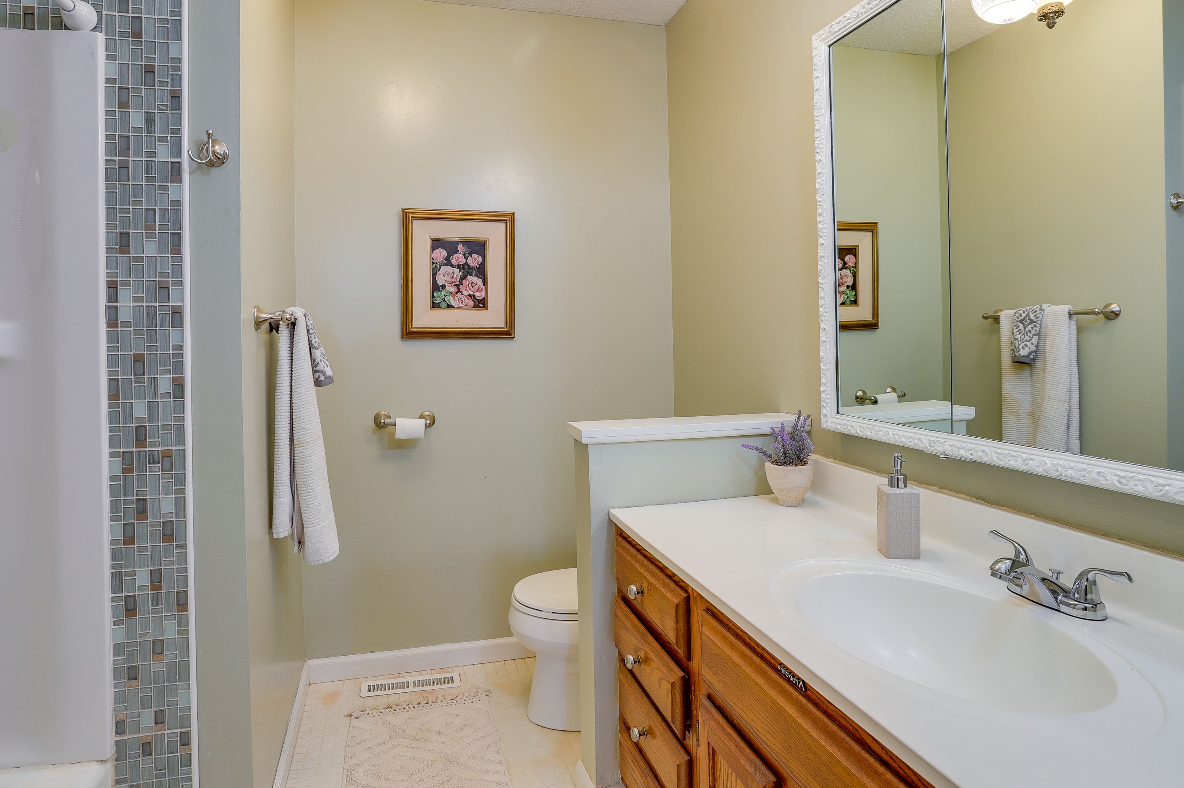 Full Bathroom