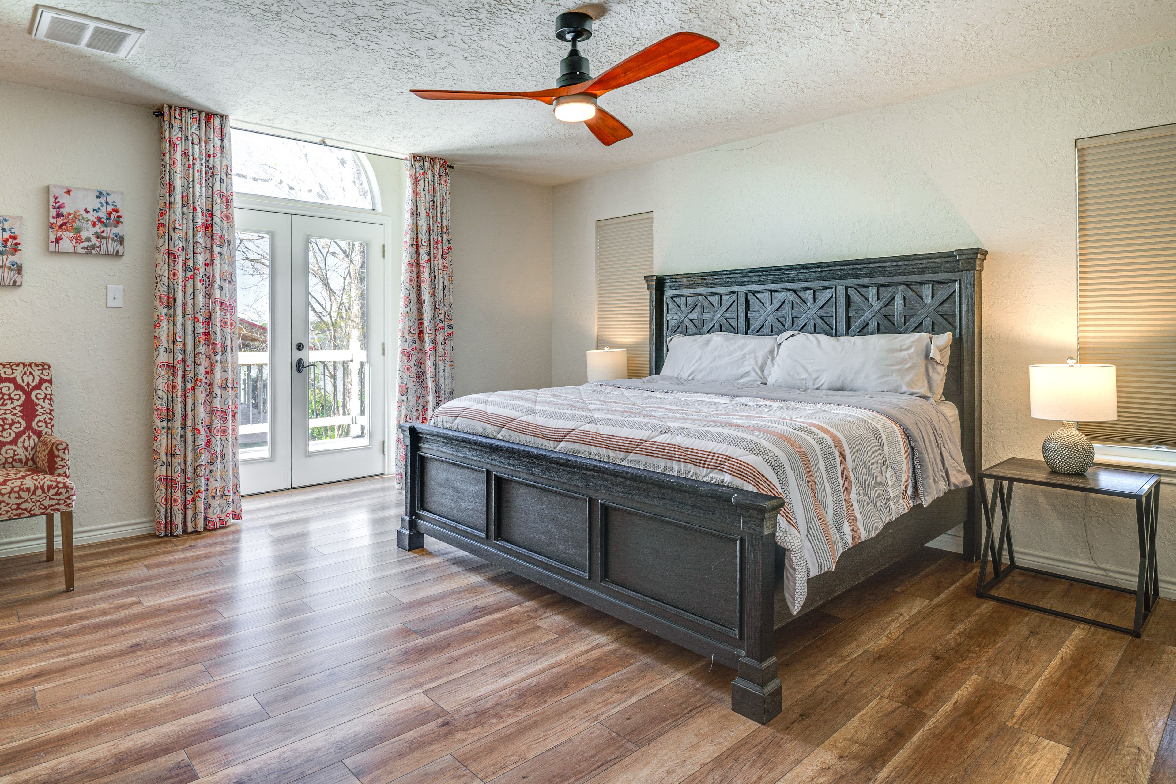 Bedroom 2 | King Bed | 2nd Floor