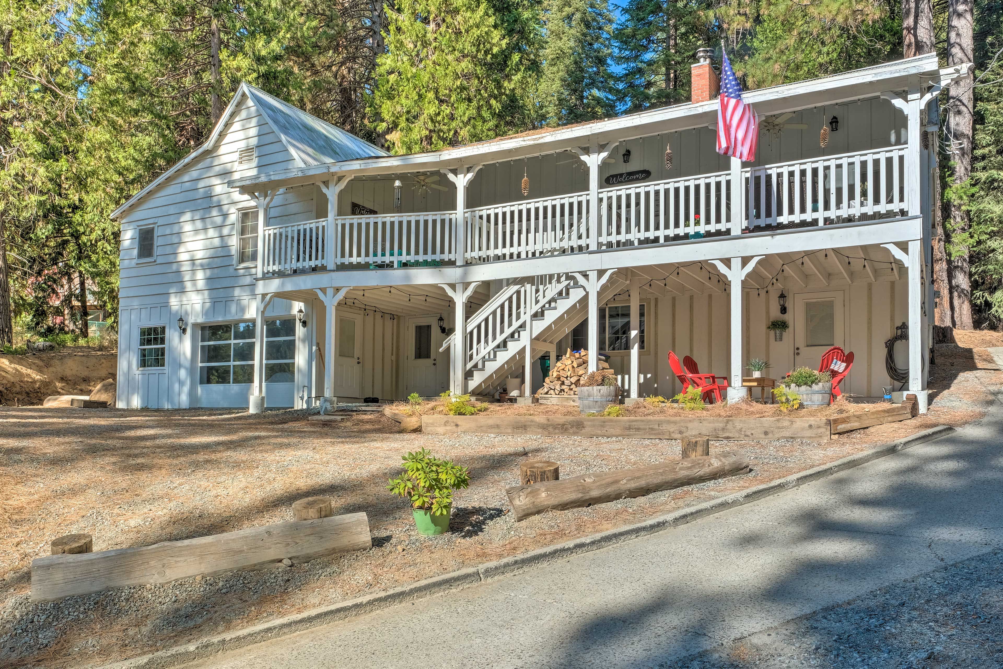 Strawberry Vacation Rental | Private Cabin | 2BR | 2BA | 2,500 Sq Ft