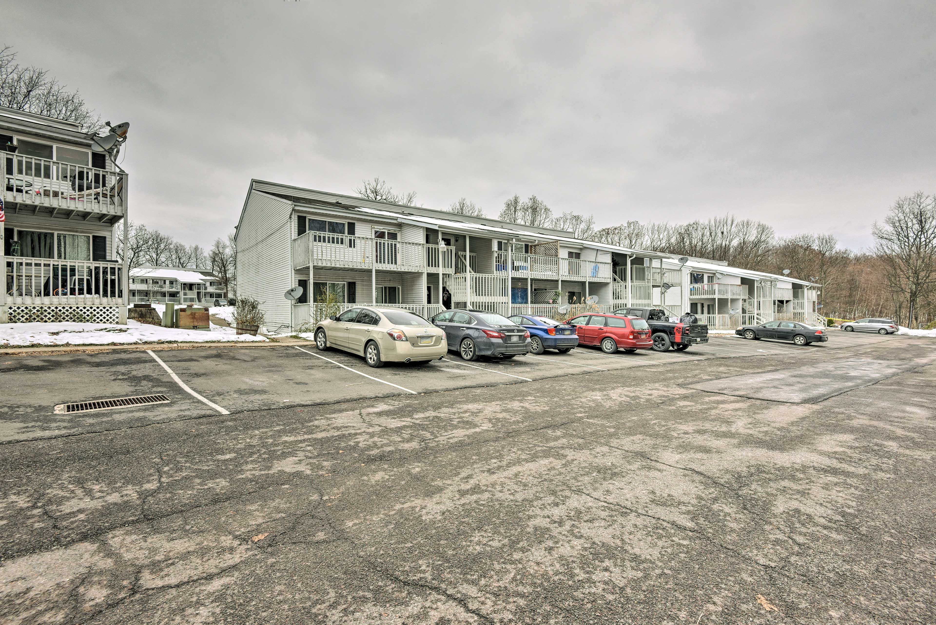 Exterior | Additional Parking Spots (3 Vehicles)