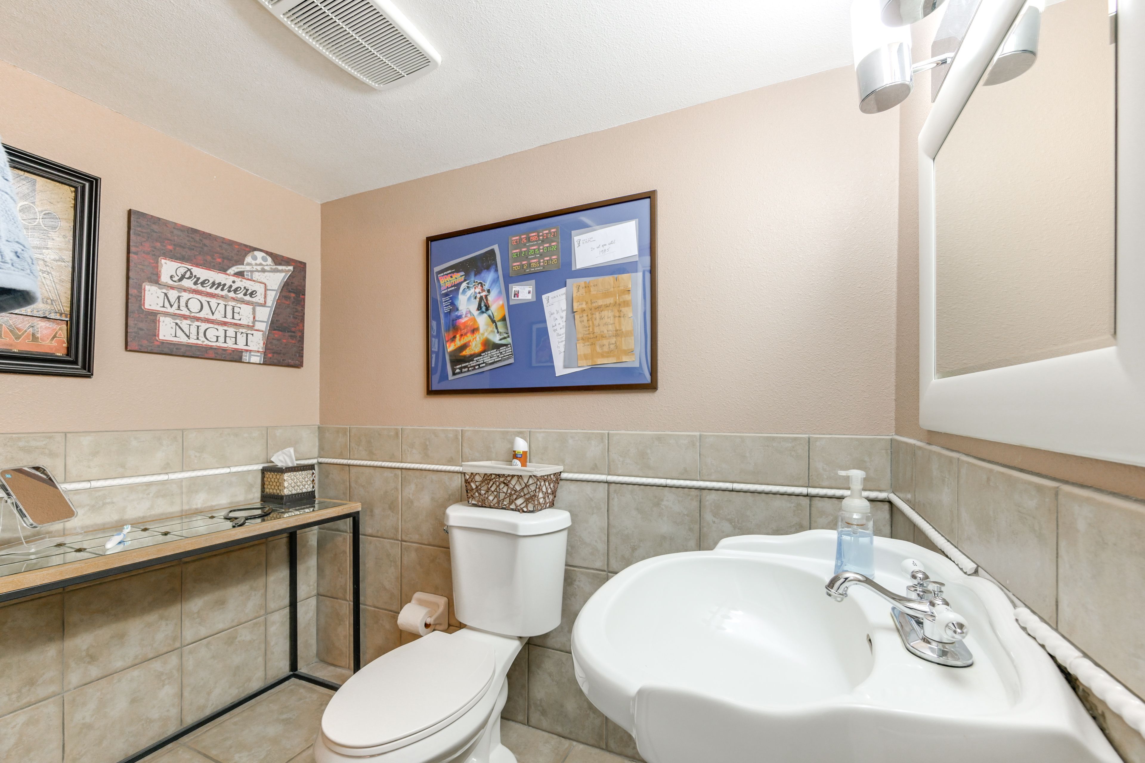 Half Bathroom | 1st Floor