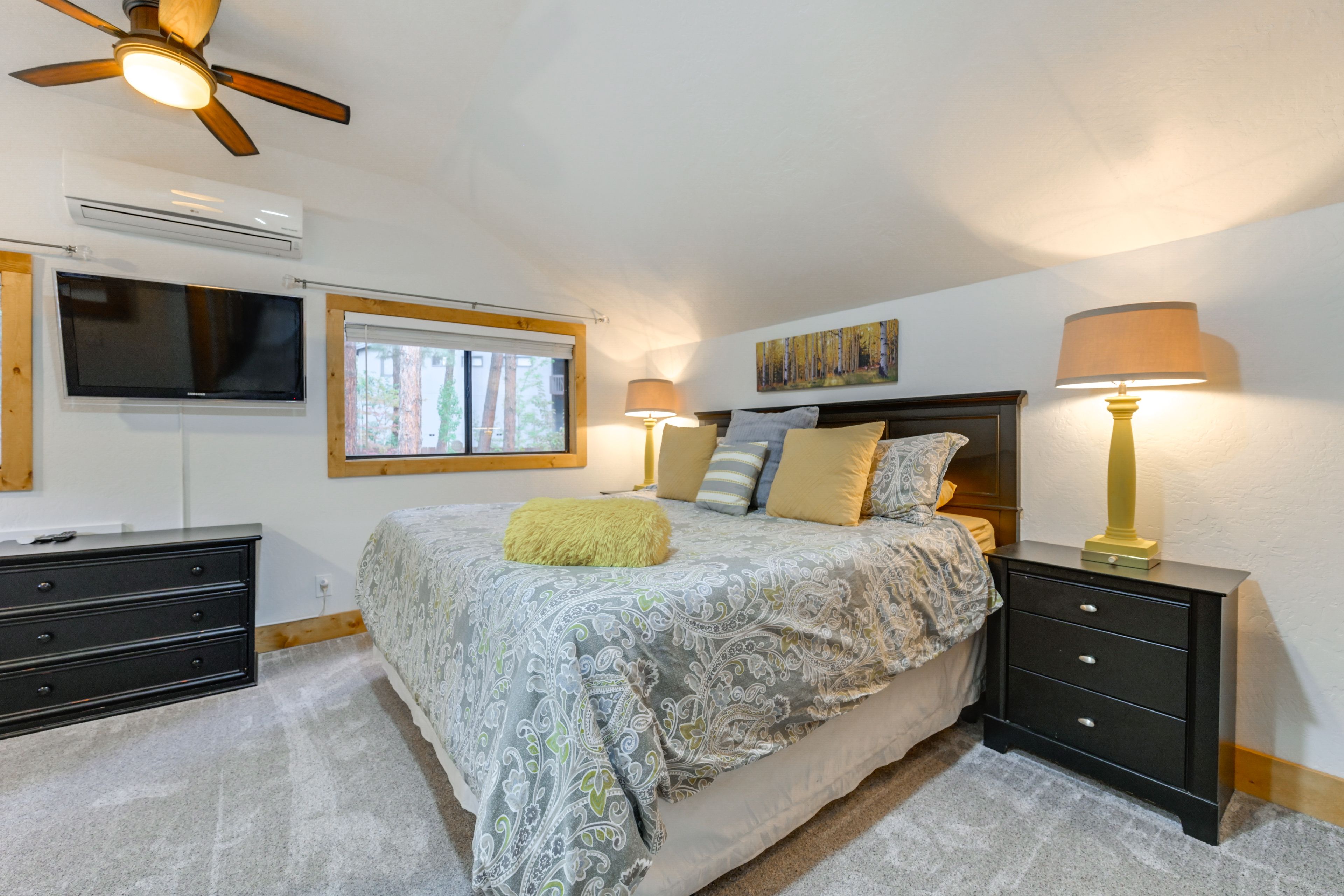 Bedroom 6 | 2nd Floor | King Bed