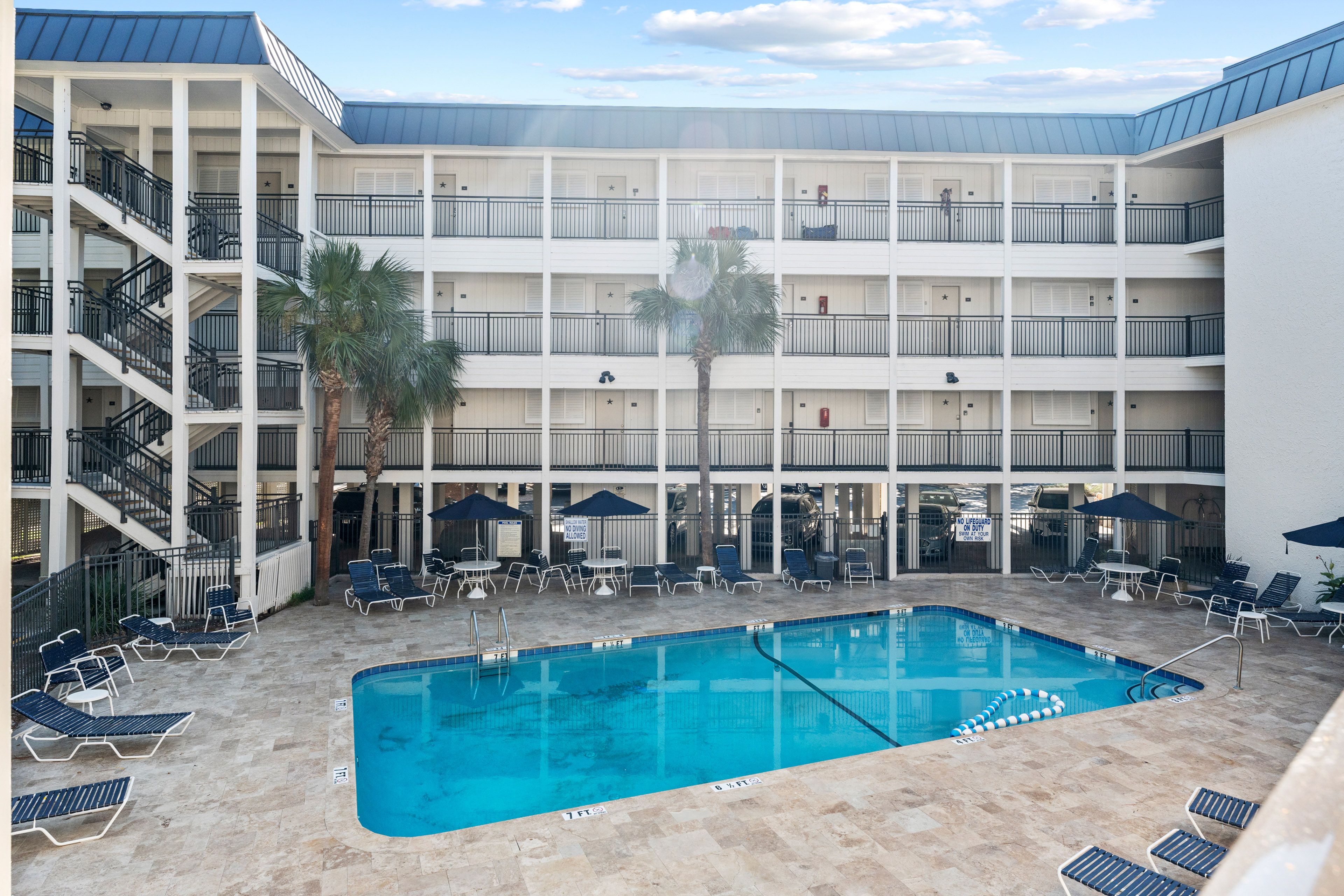 Hilton Head Vacation Rental | Studio | 1BA | 518 Sq Ft | Step-Free Access