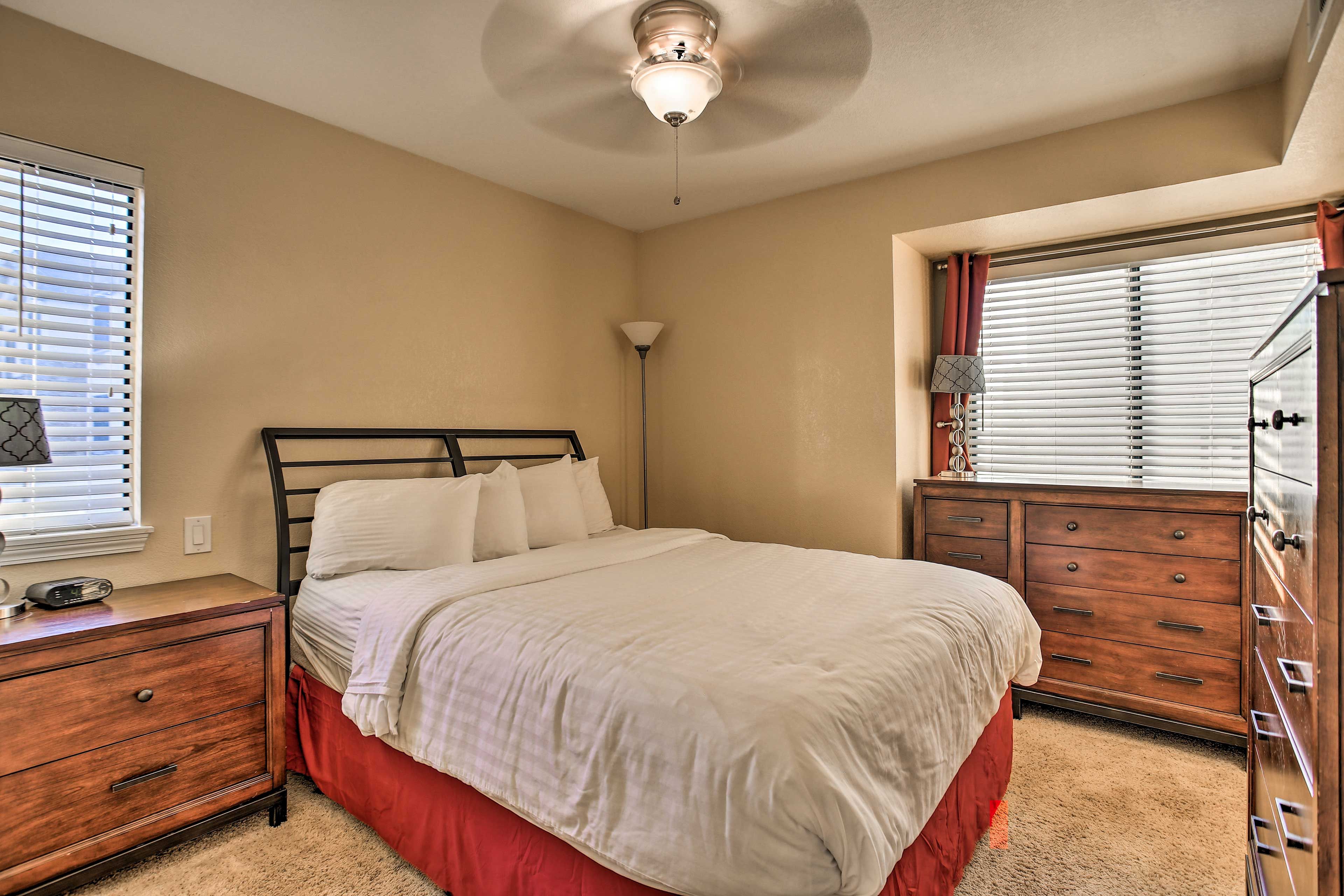 Bedroom 1 | Queen Bed | Linens Provided