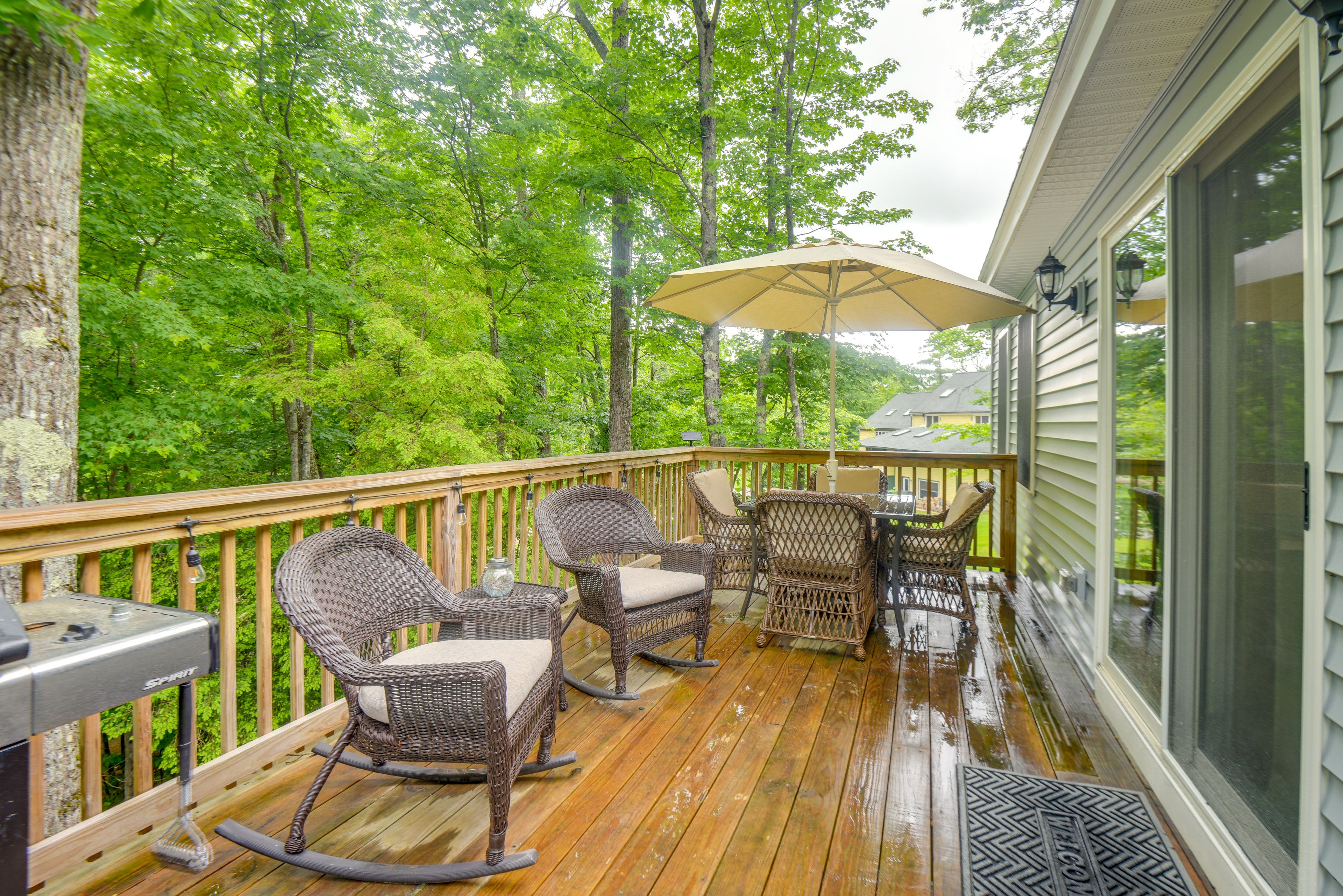 Private Deck