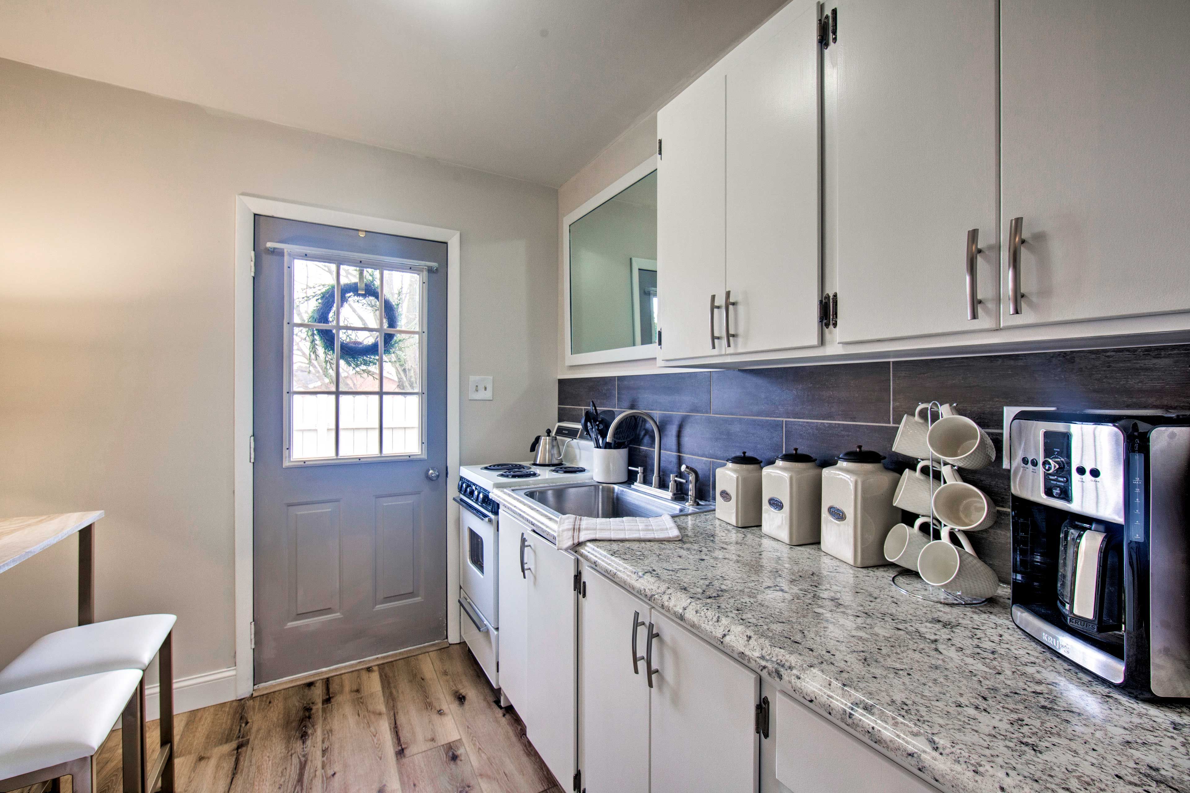 You'll have direct access to the yard from the kitchen.
