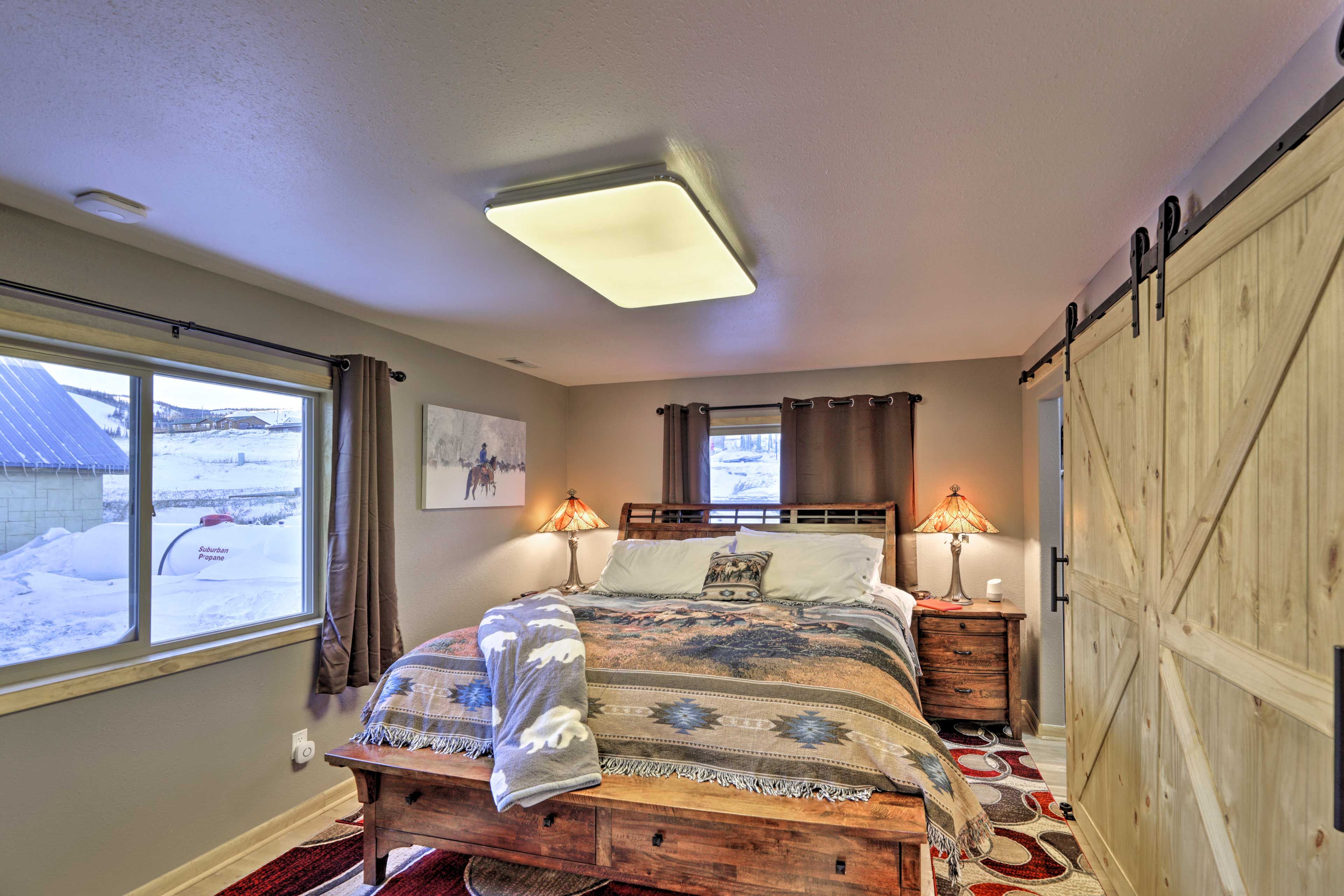 Bedroom 1 | King Bed | Futon