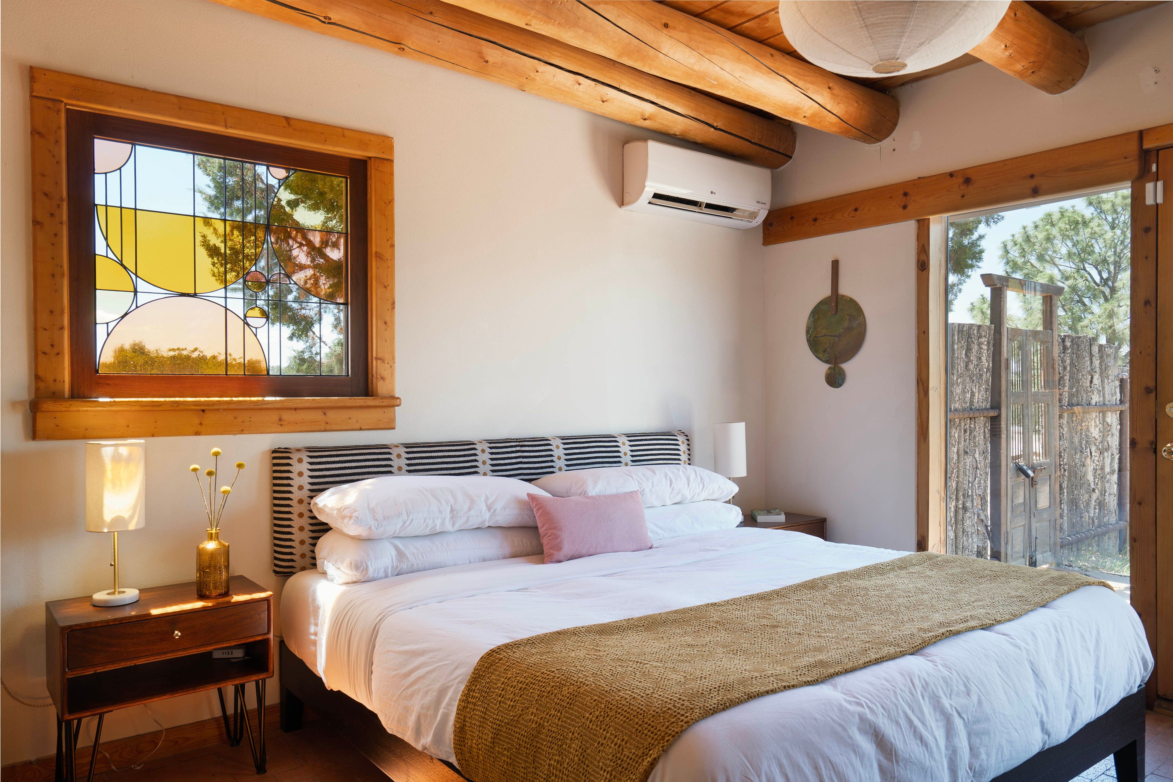 Bedroom 1 | King Bed | Linens Provided