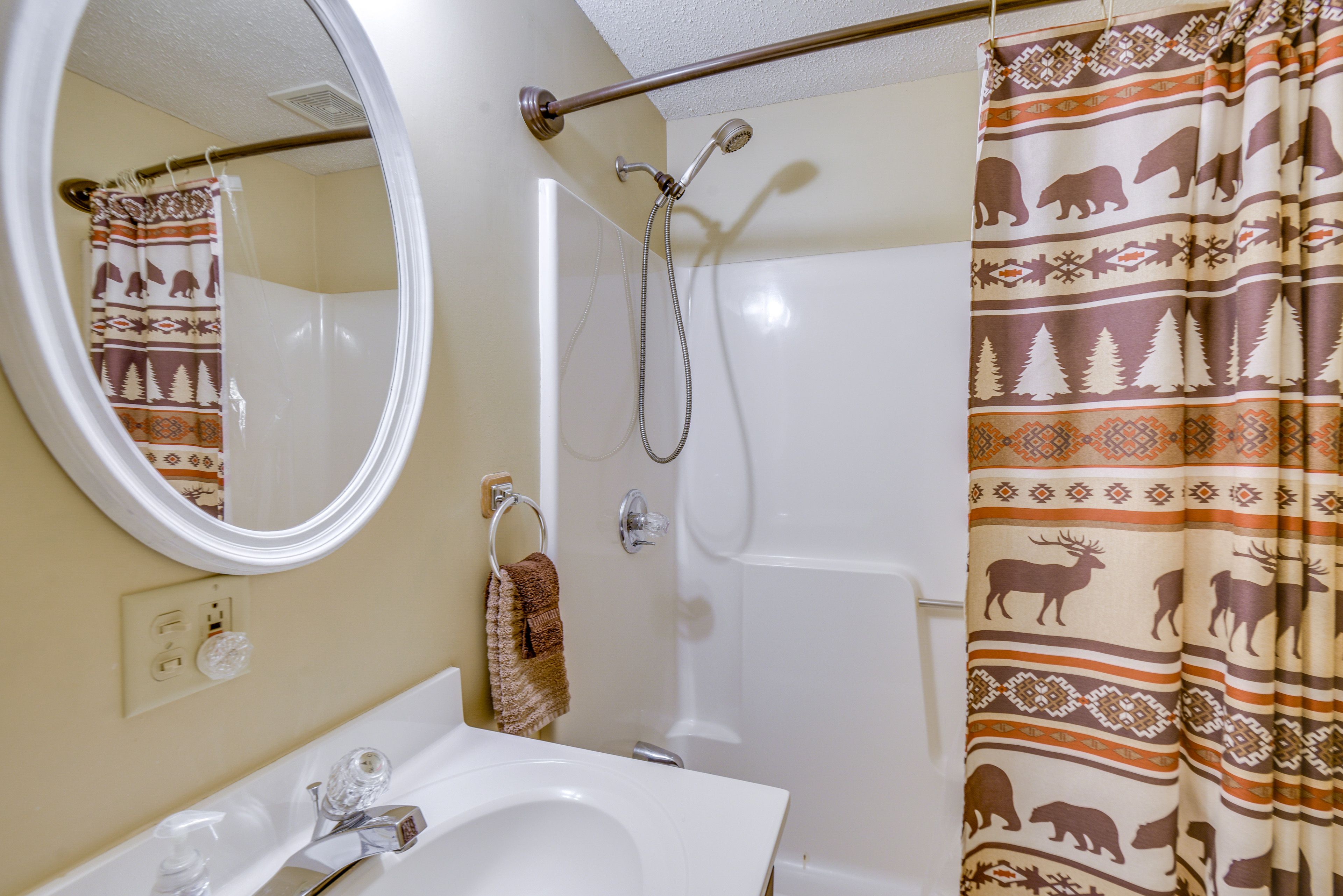 Full Bathroom