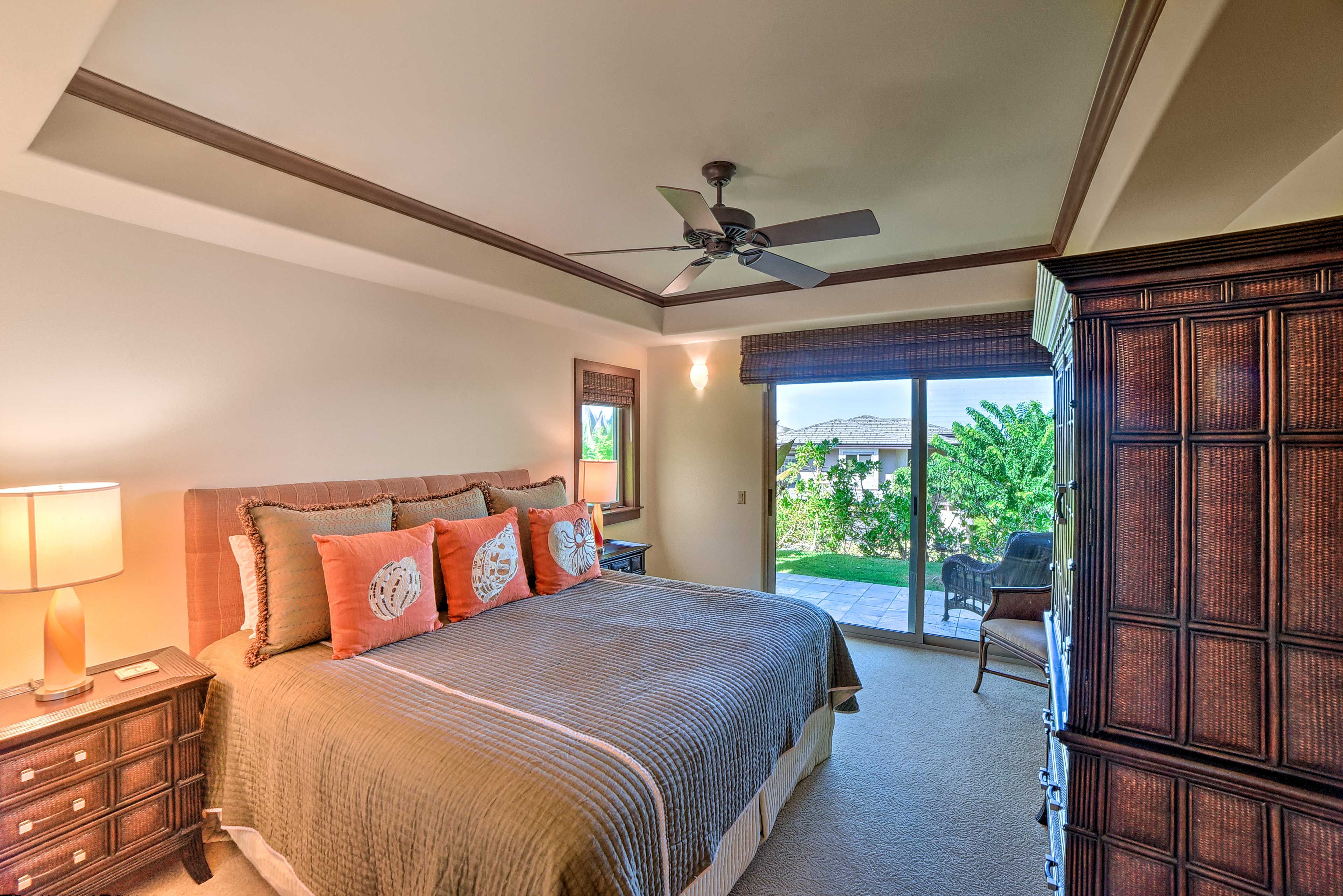 Bedroom 2 | King Bed
