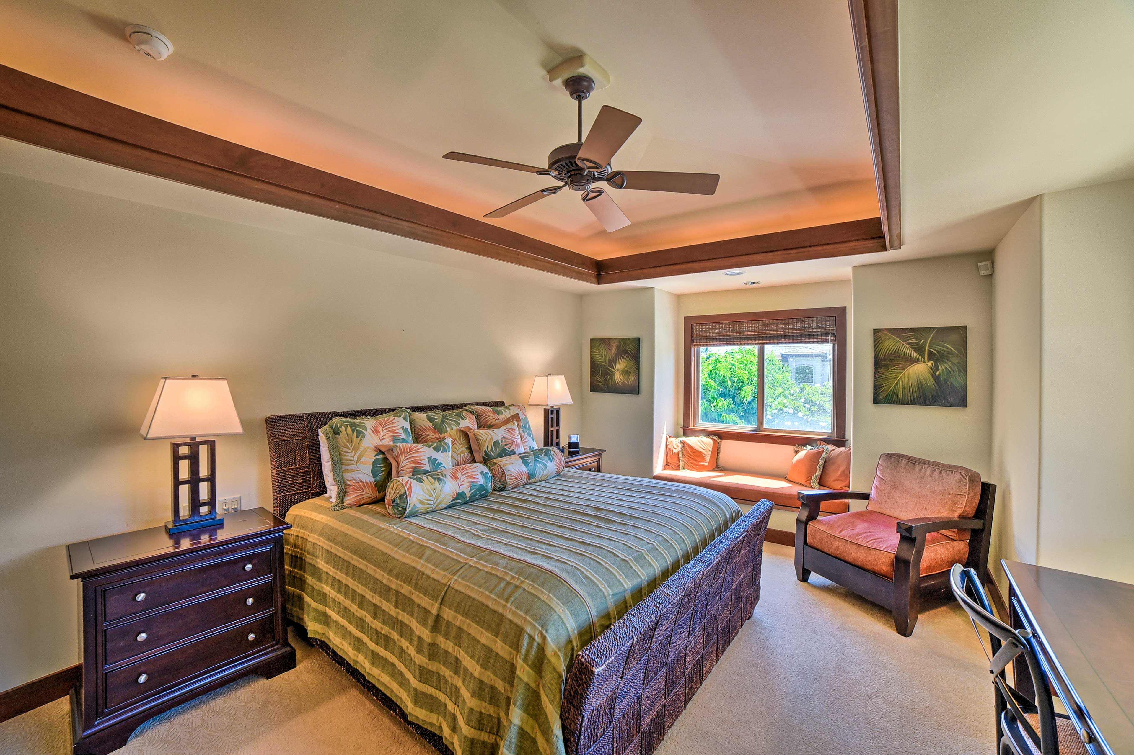Bedroom 1 | King Bed