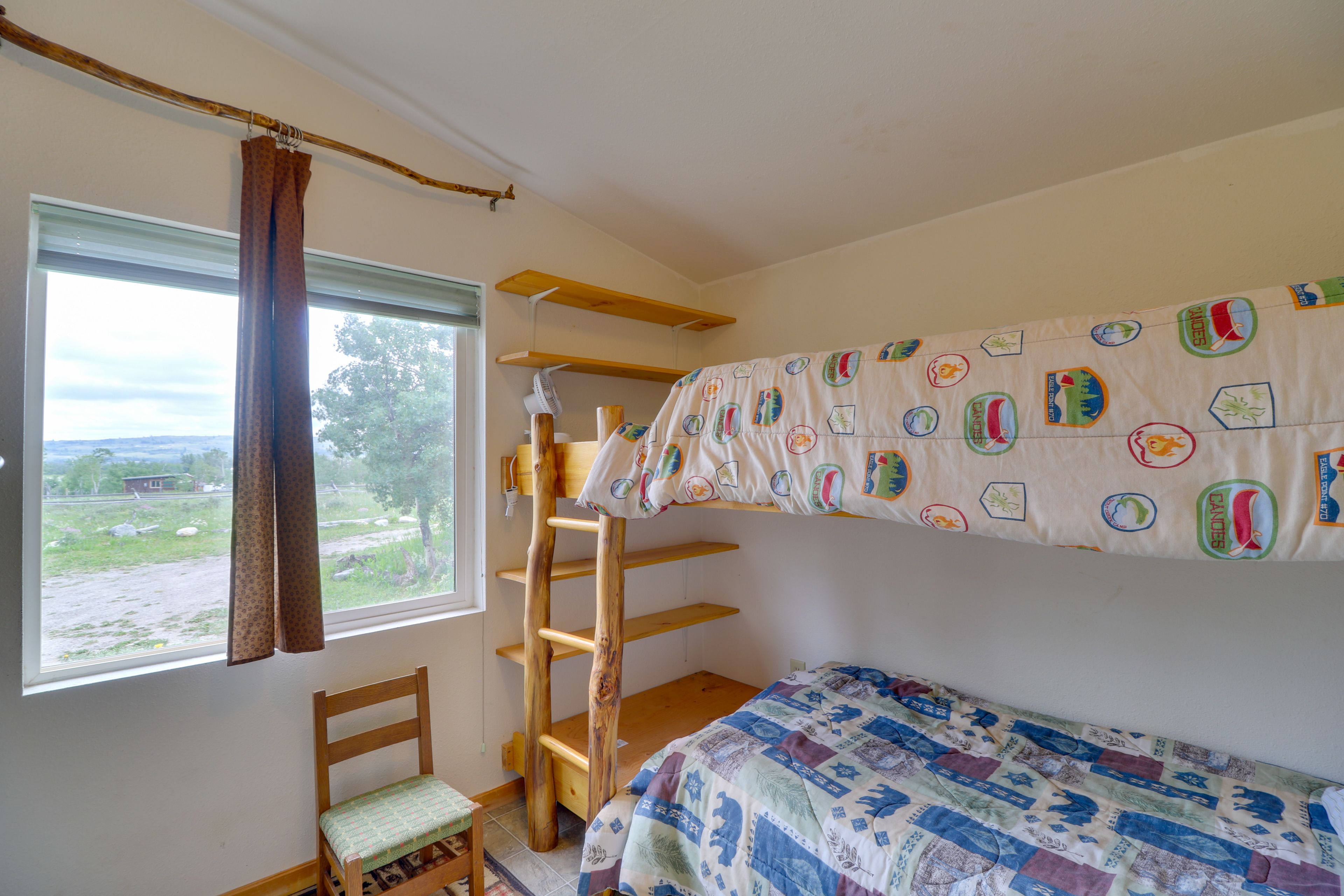 Bedroom 2 | Twin Bunk Bed