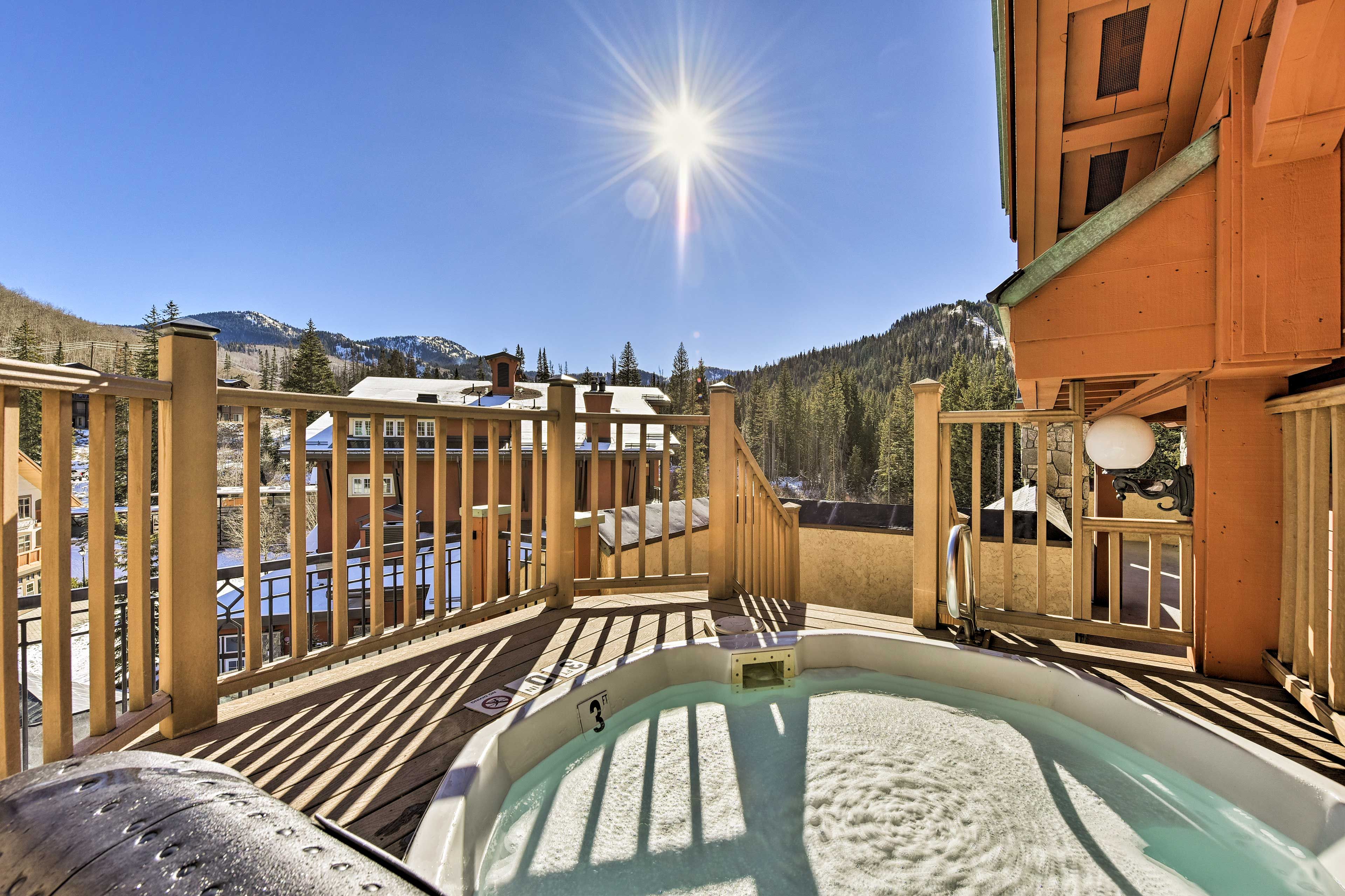 Creekside Condominiums | Hot Tub