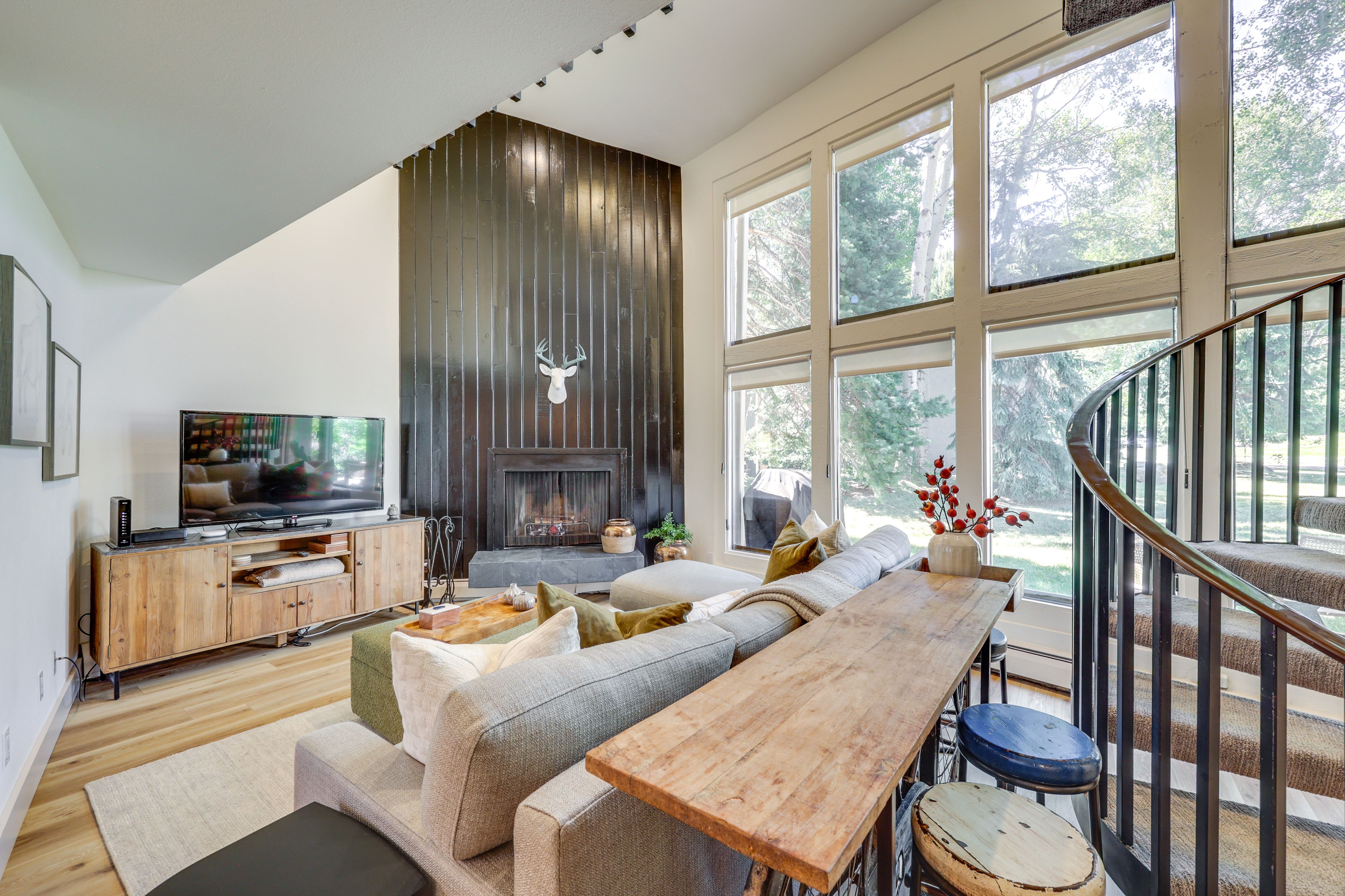 Living Room | Queen Sleeper Sofa | 1st Floor