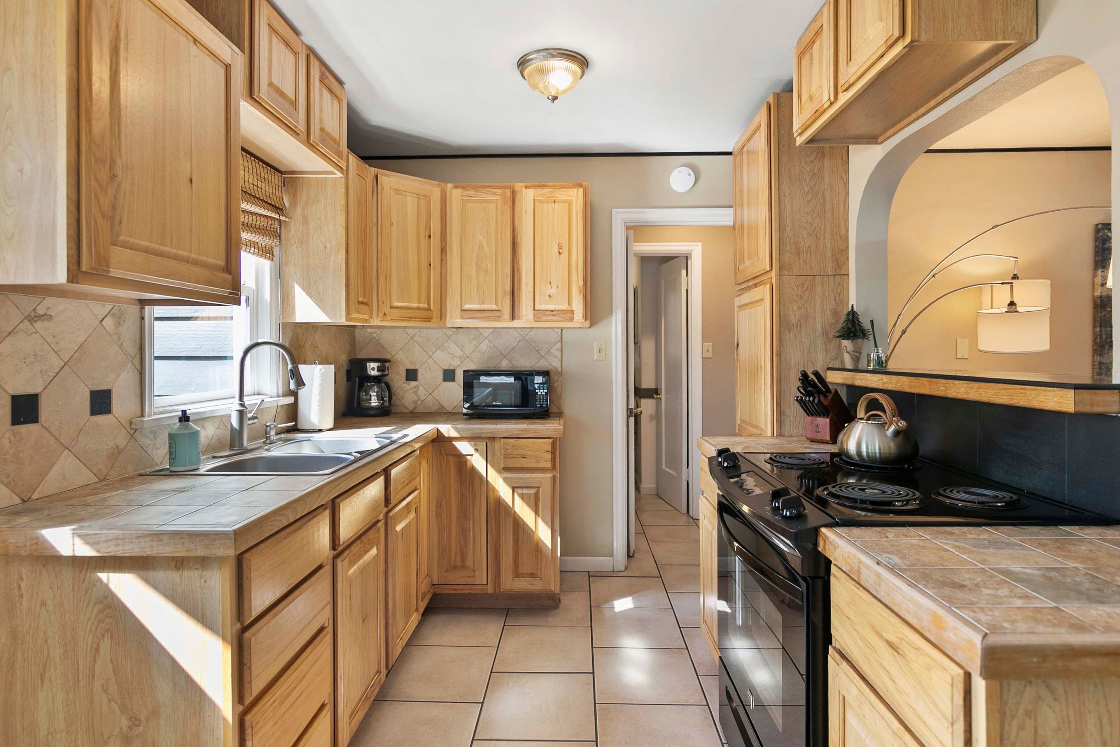 Kitchen | Main Level