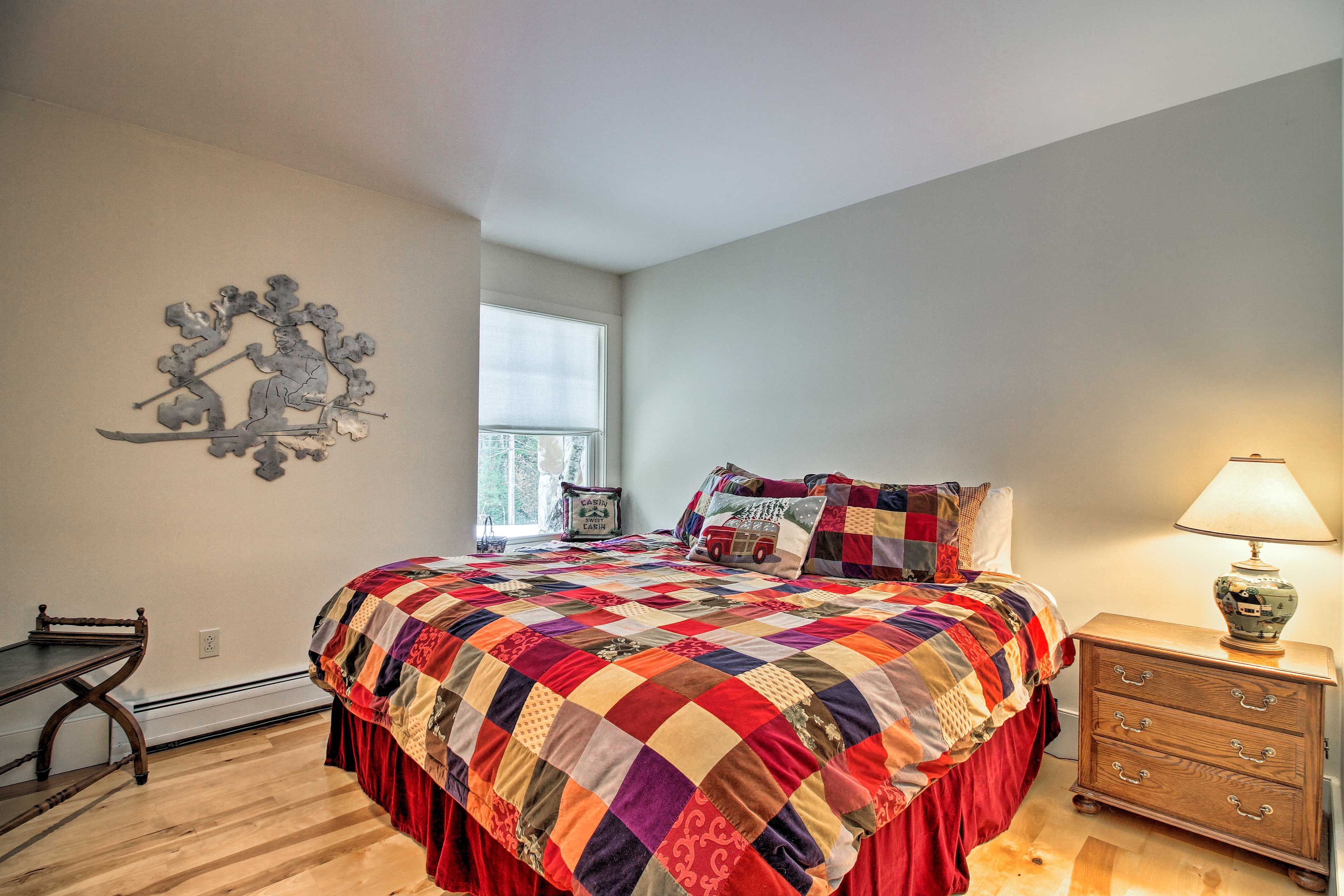 Bedroom 4 | King Bed