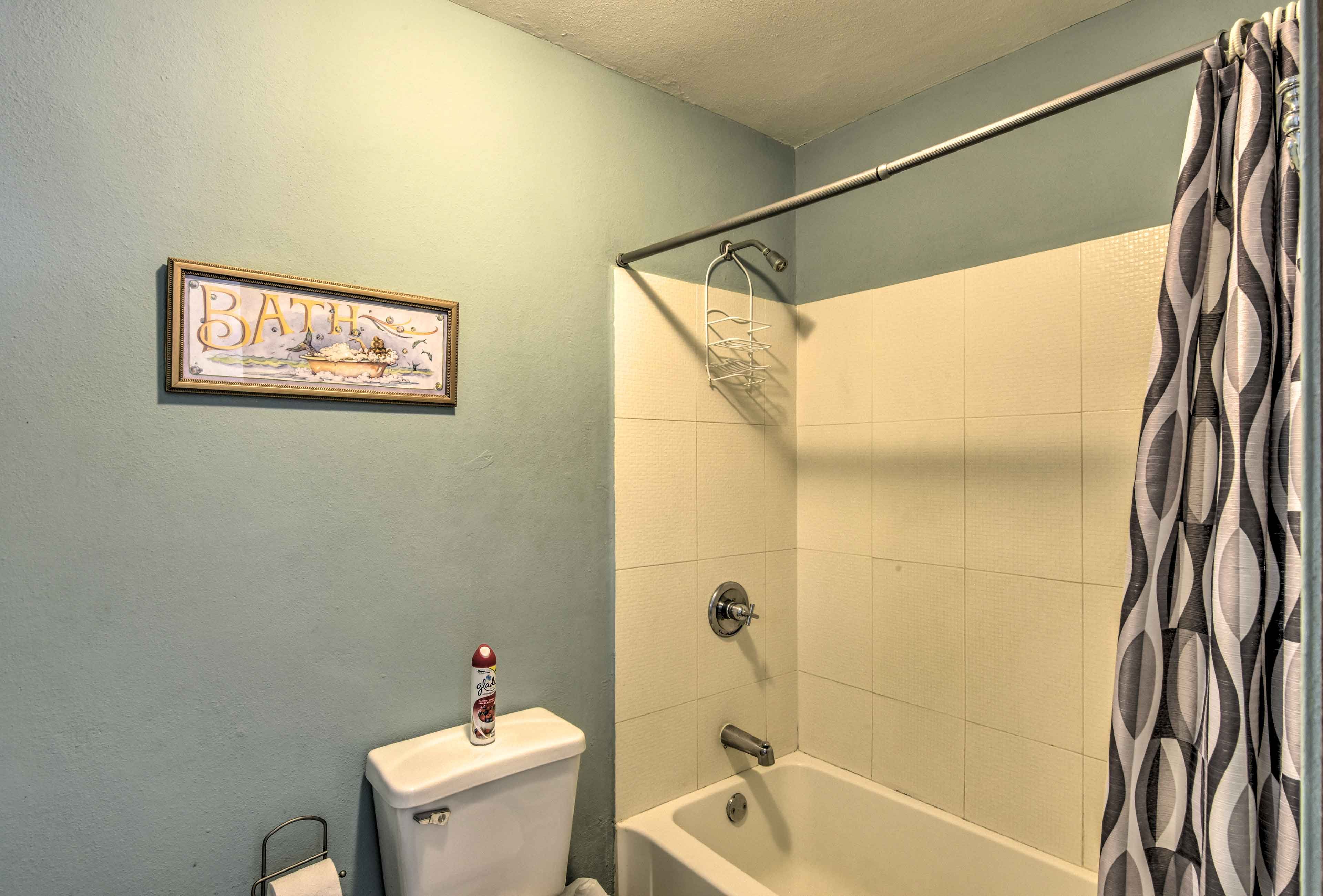 The shower/tub combo allows you to rinse off quickly or relax with a bath.