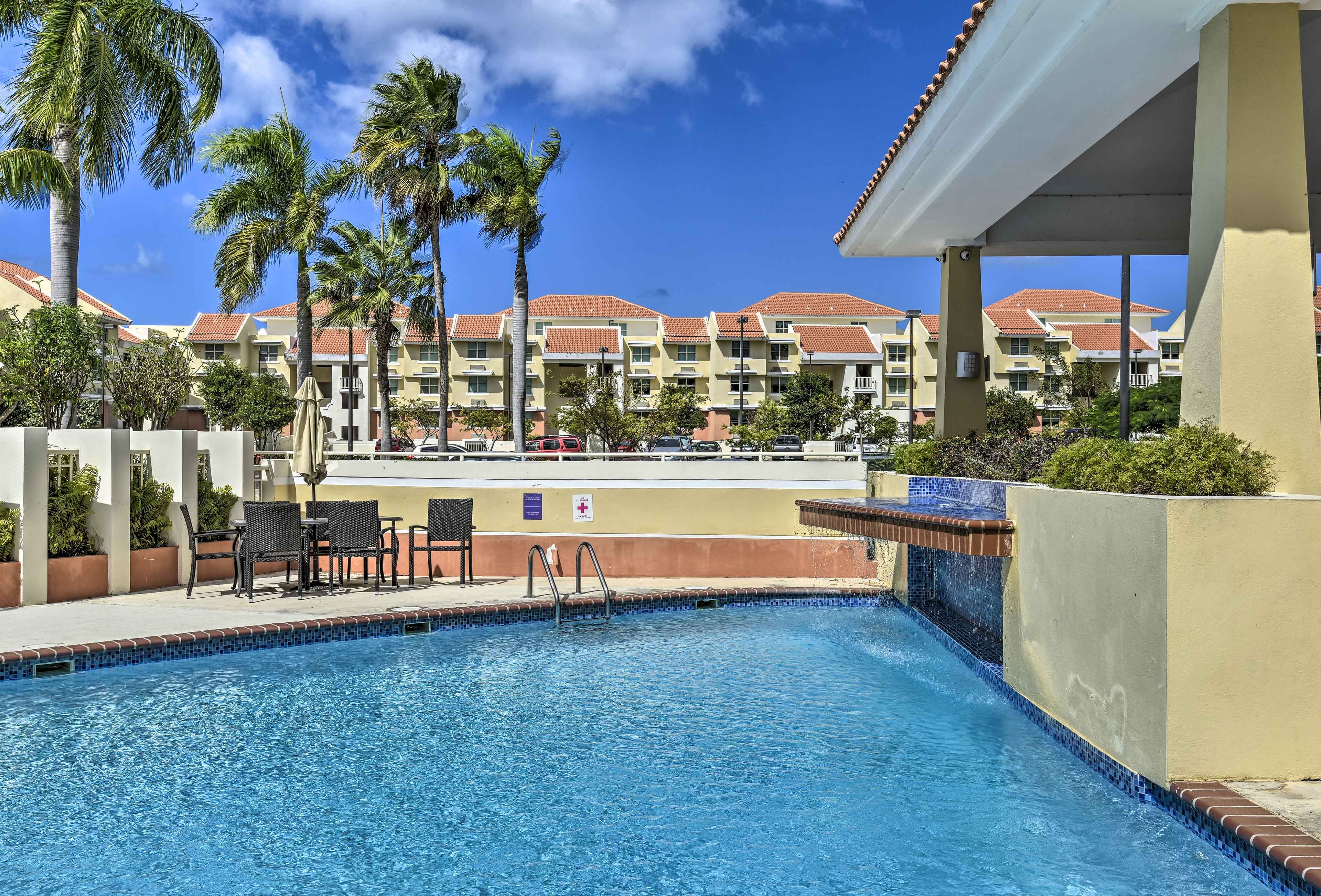The Puerta Del Mar community boasts 2 pools, a jacuzzi, lounge area, and more!