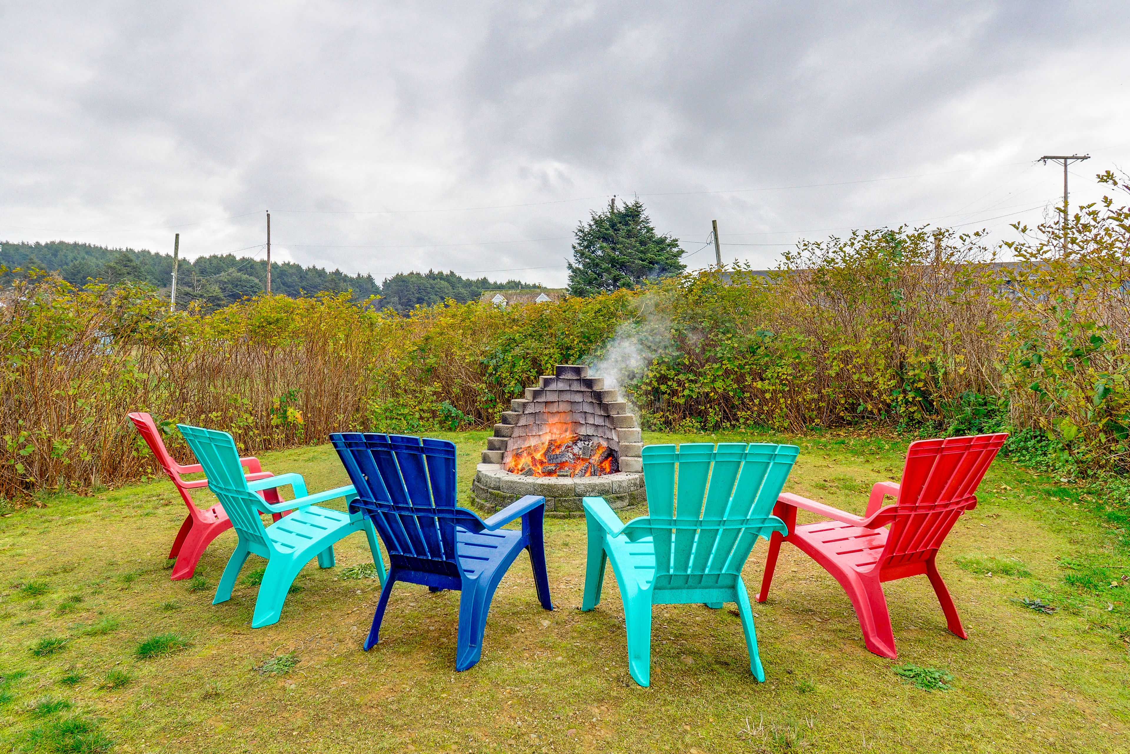 Shared Fire Pit | Outdoor Seating