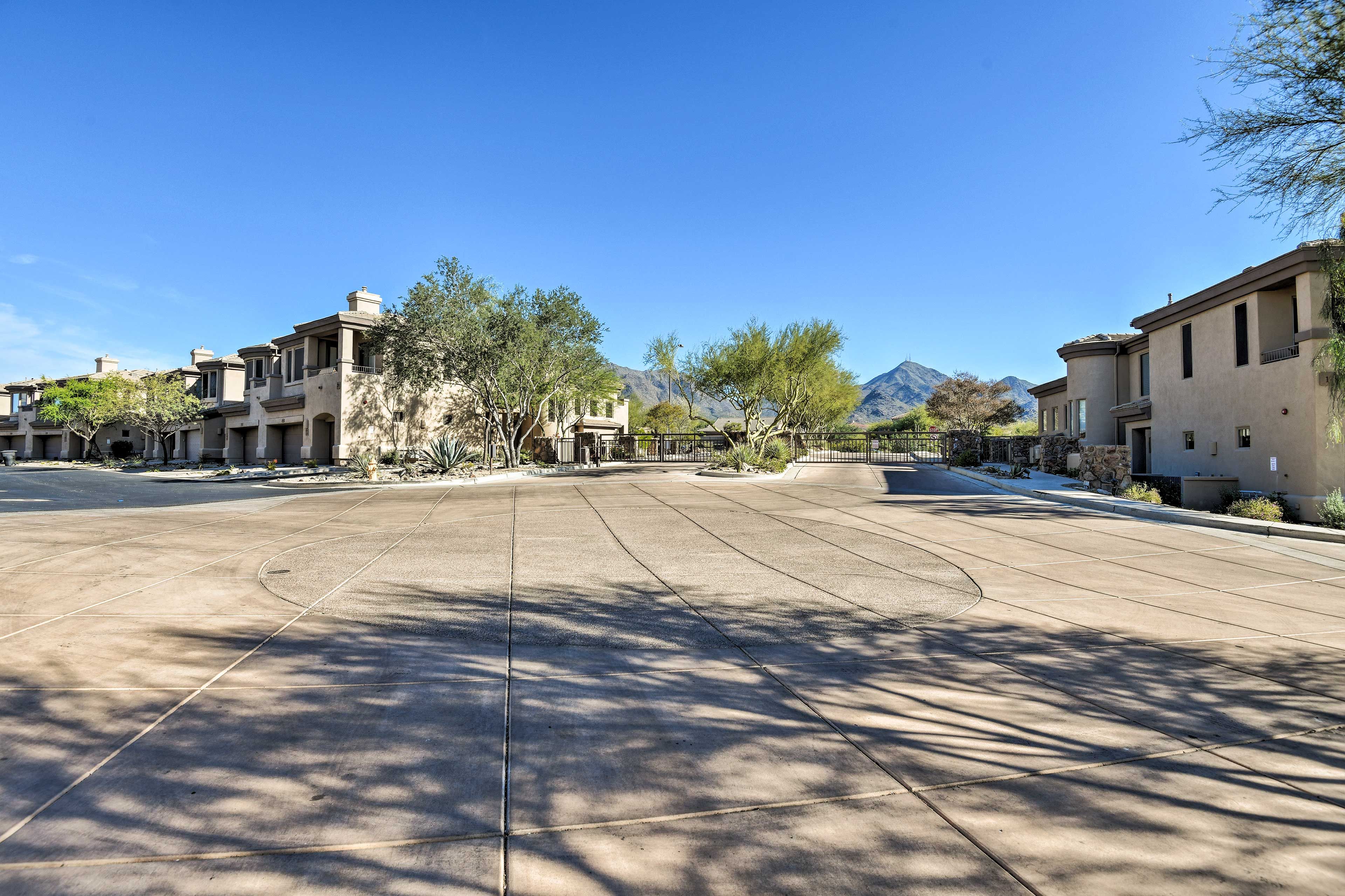 A beautiful mountain landscape frames the McDowell Mountain Ranch community.