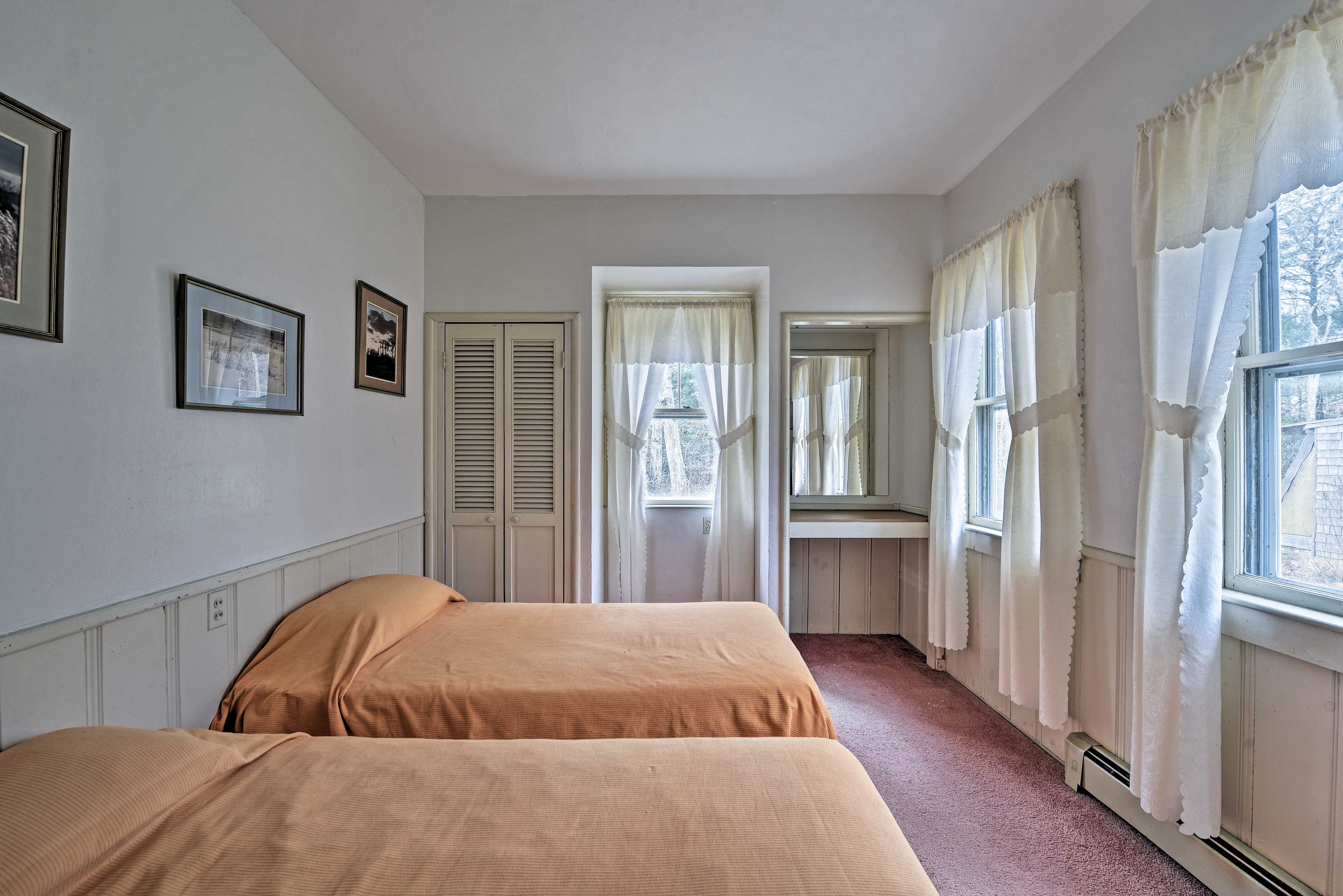 Bedroom 3 | 2 Twin Beds