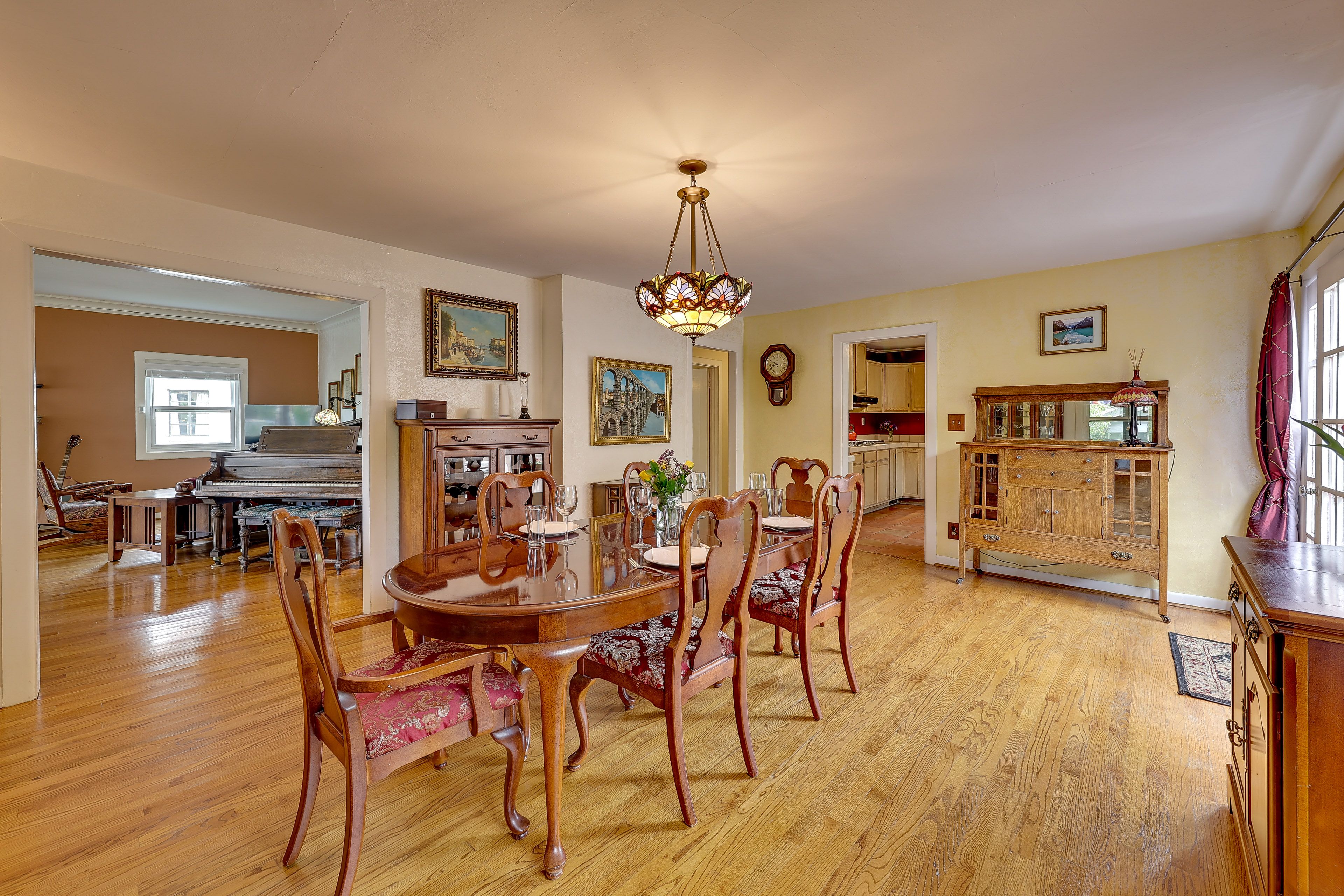 Dining Table | Dishware & Flatware Provided