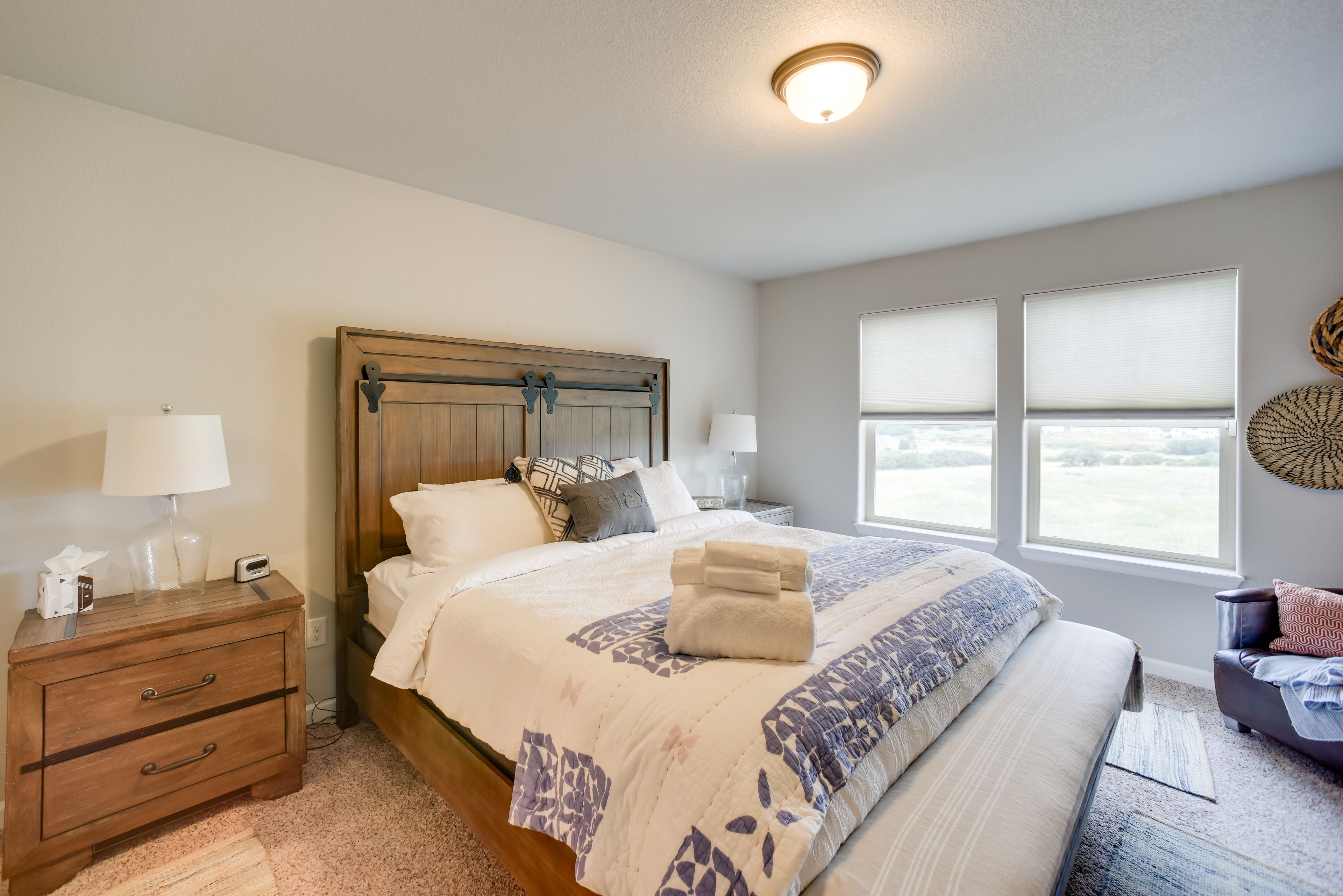 Bedroom 1 | King Bed