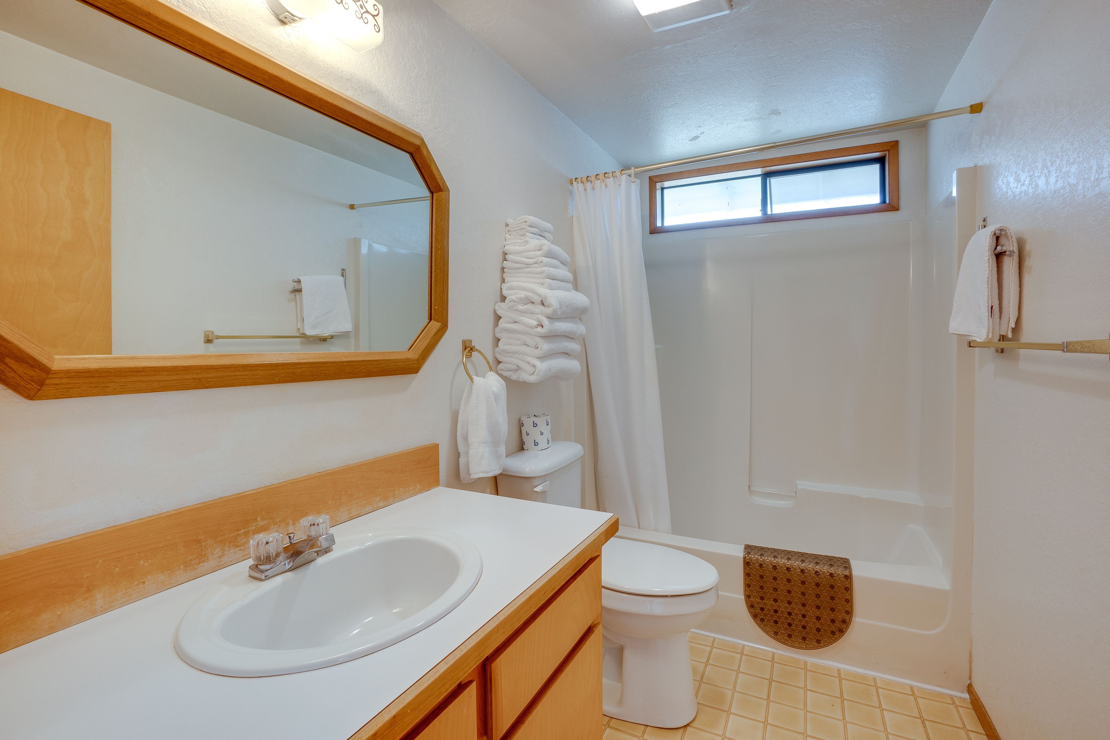 Bathroom | Towels/Linens