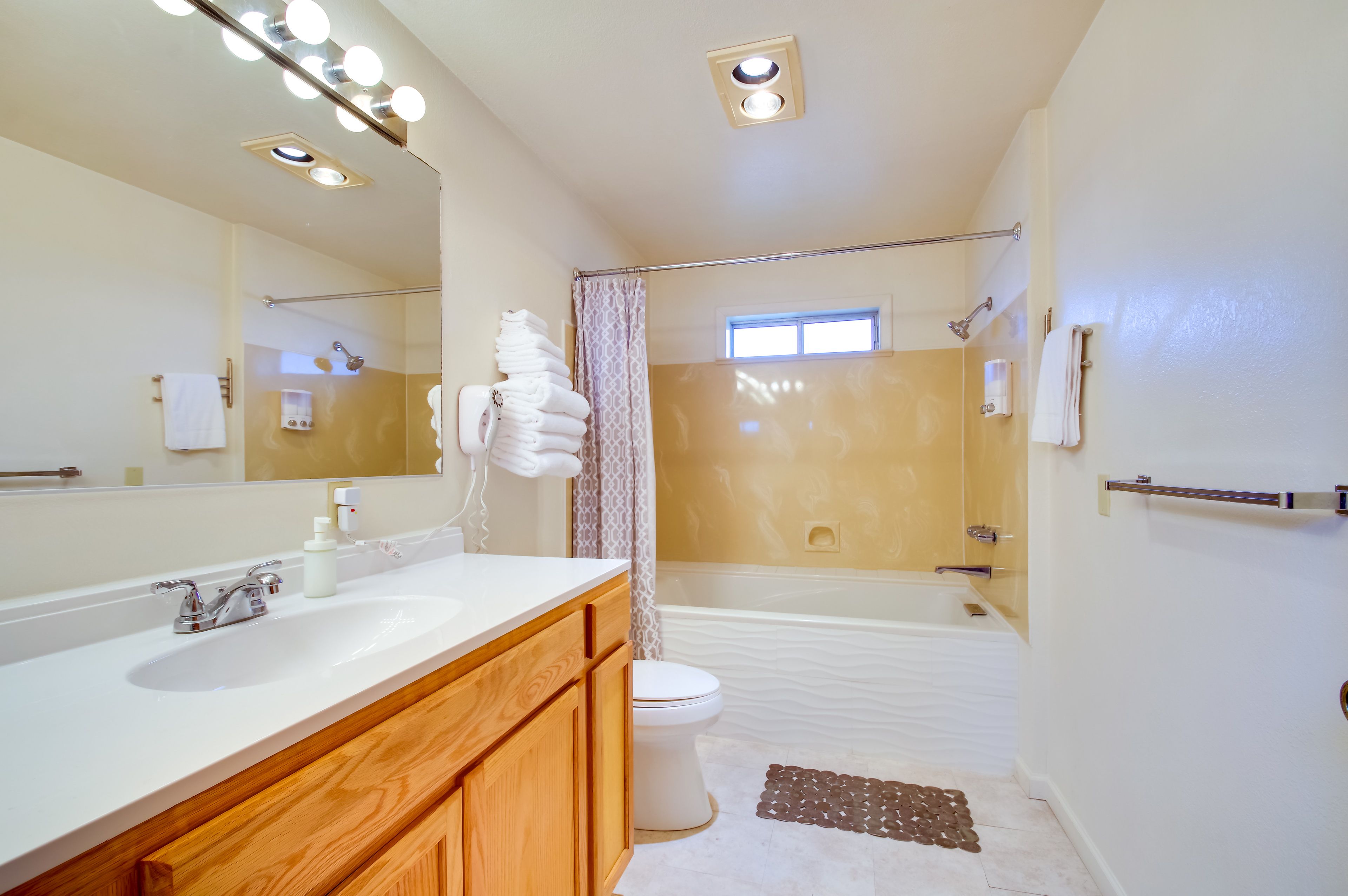 Bathroom | Linens/Towels