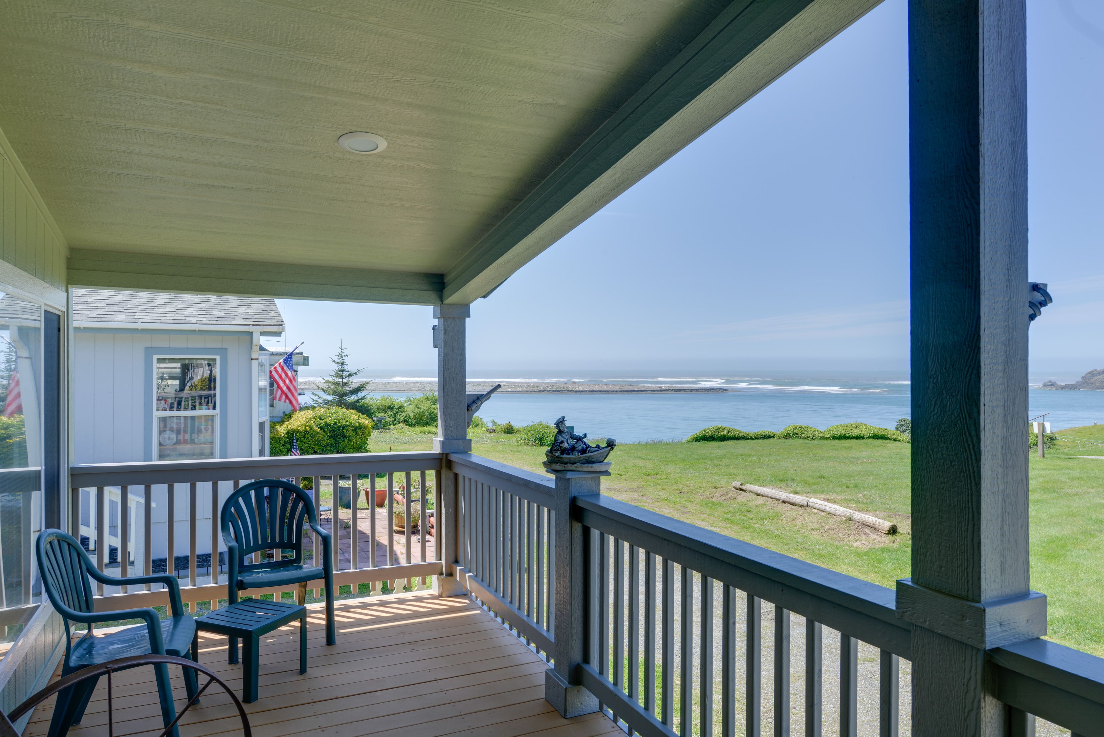Porch w/ Views
