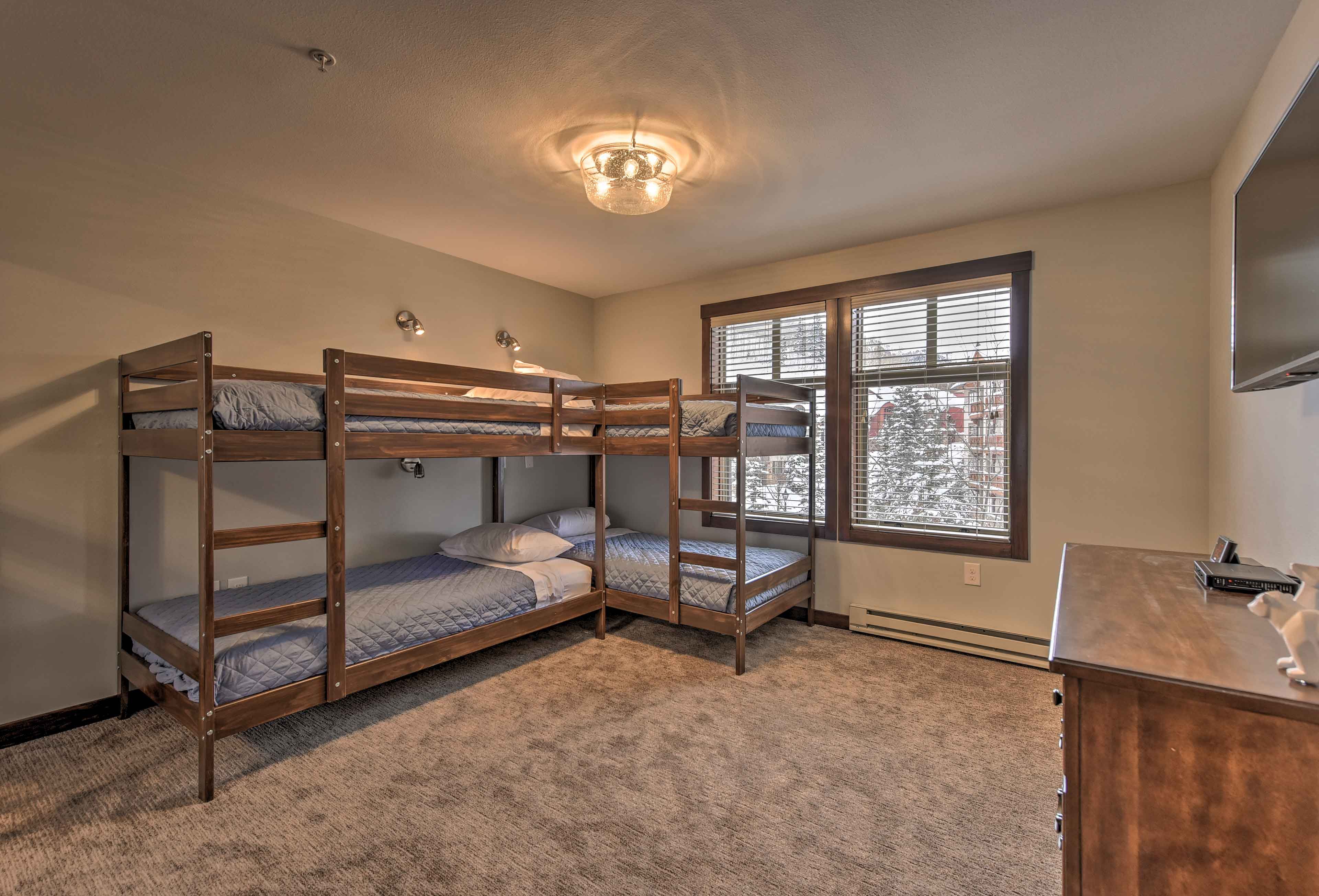 Bedroom 3 | 2 Twin Bunk Beds