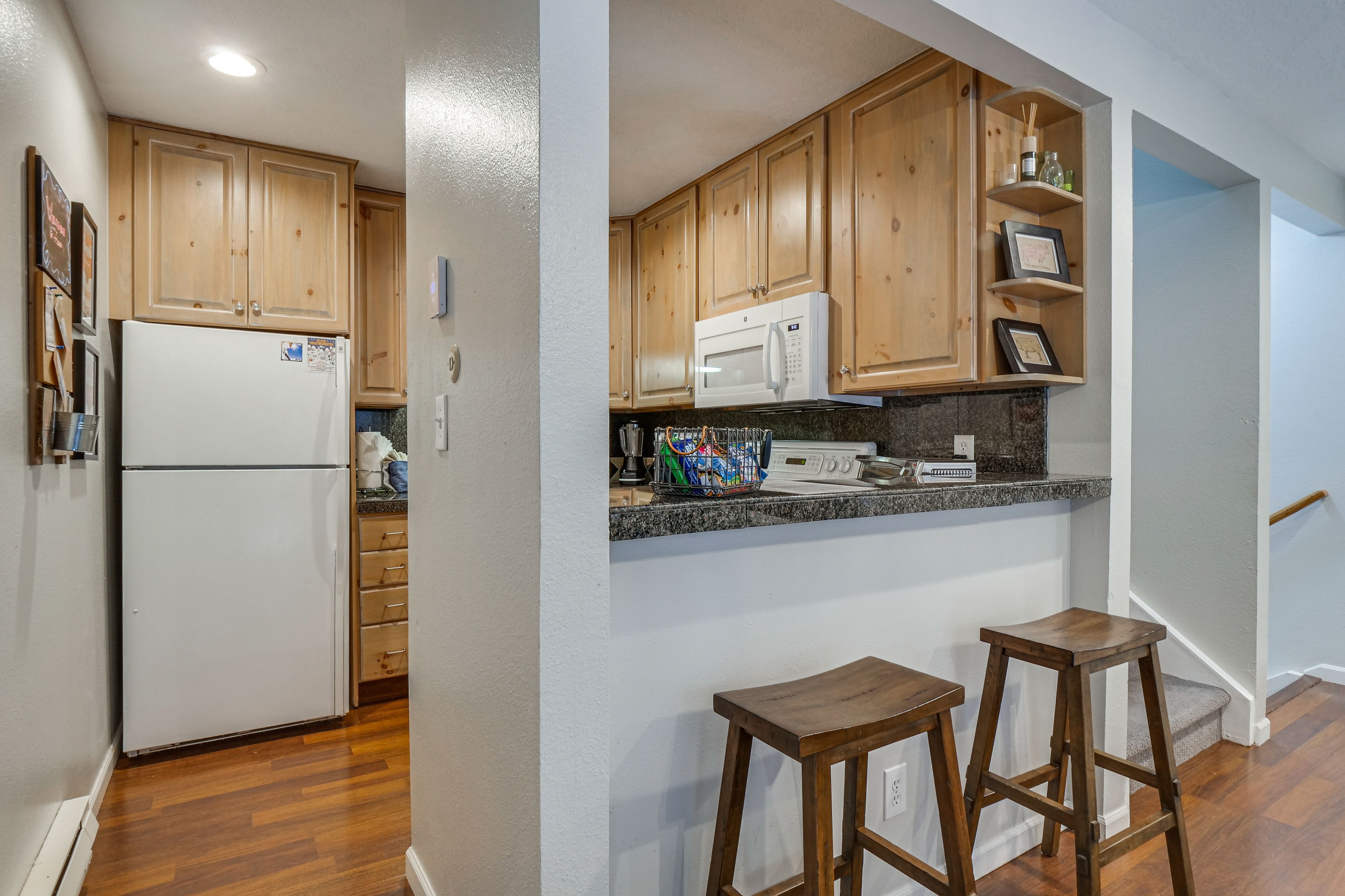 Kitchen | Cooking Basics | Coffee Maker | Paper Towels/Trash Bags Provided