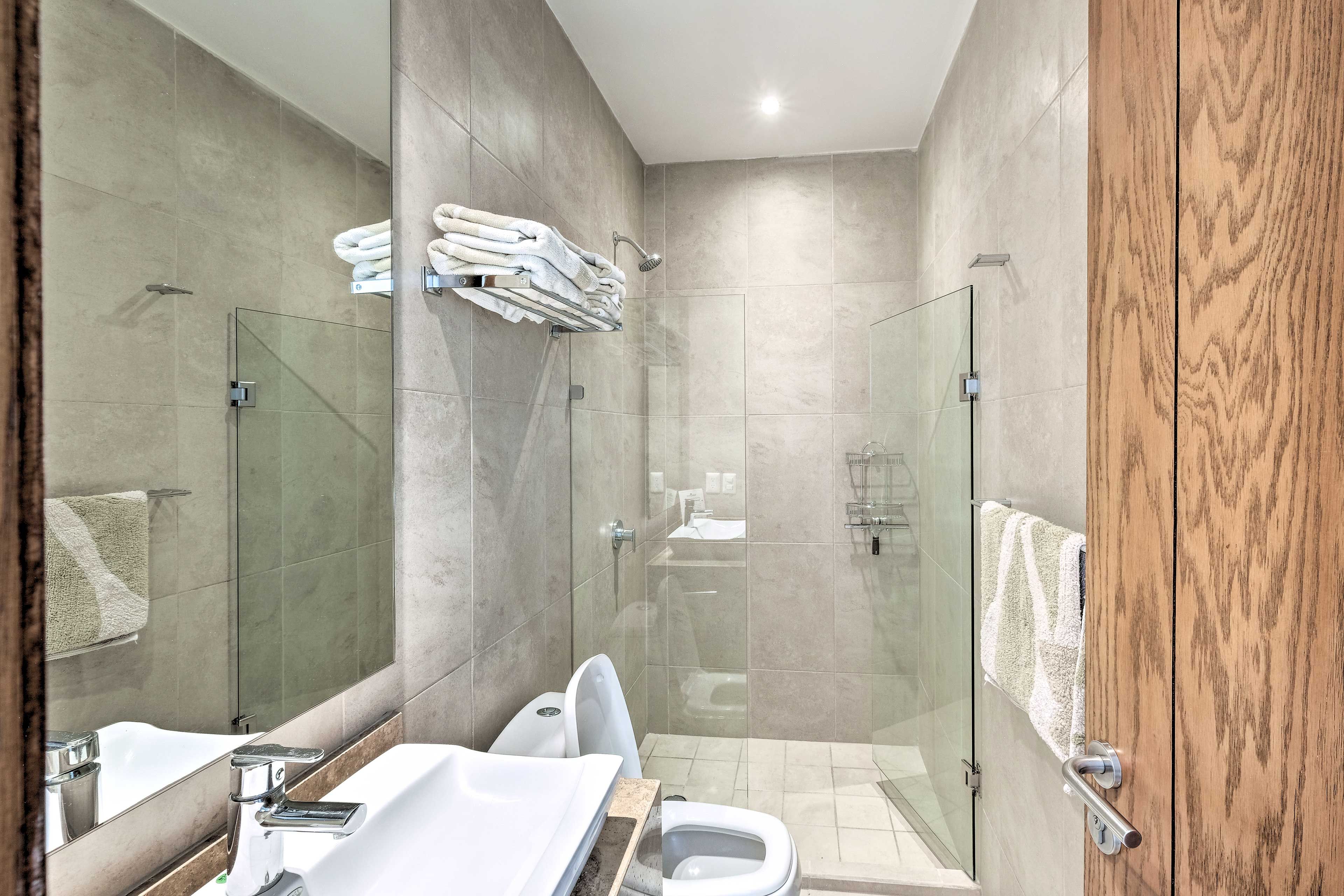 There are 3 full bathrooms in this condo - all filled with fresh towels.