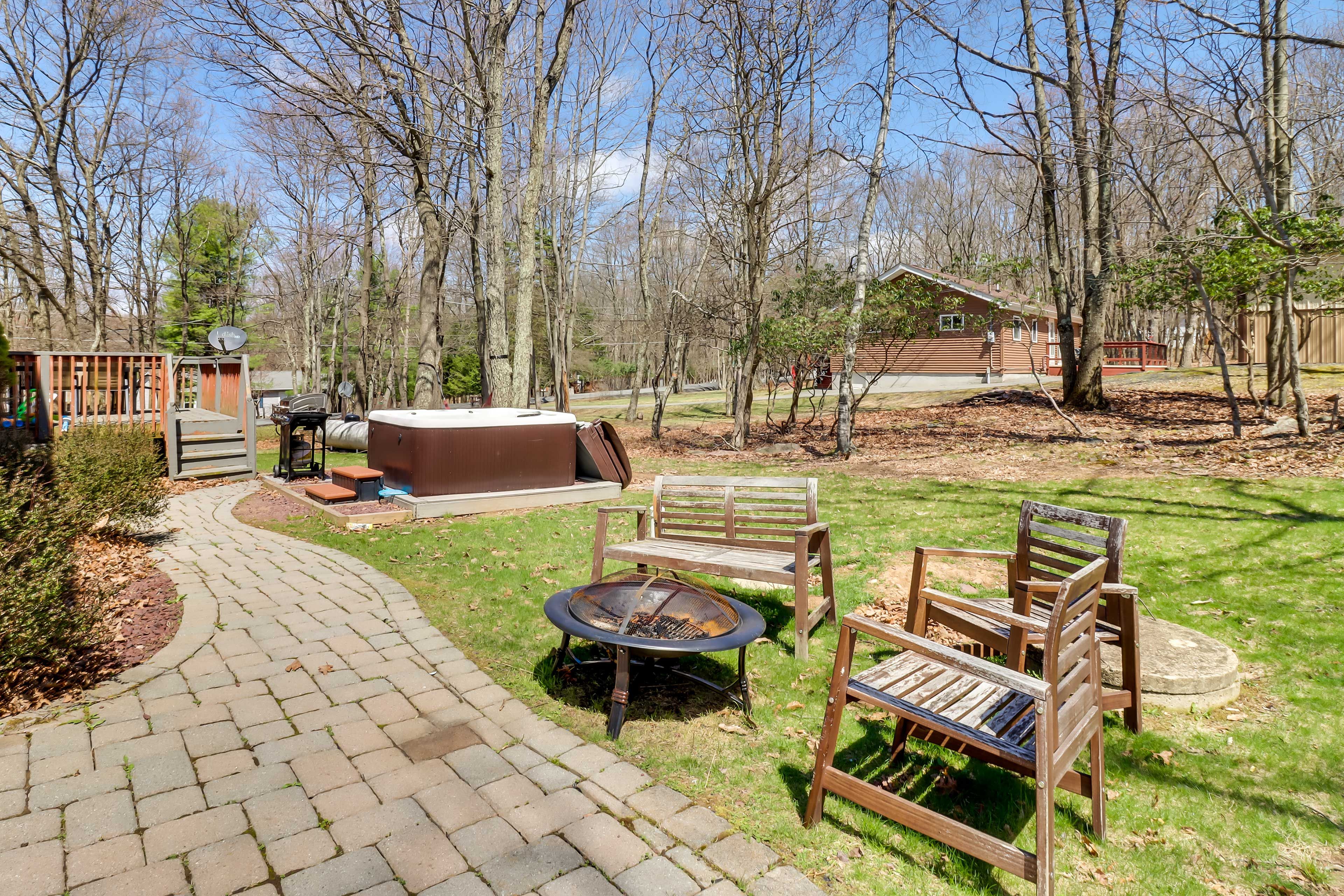 Backyard | Private Hot Tub (Not Available)