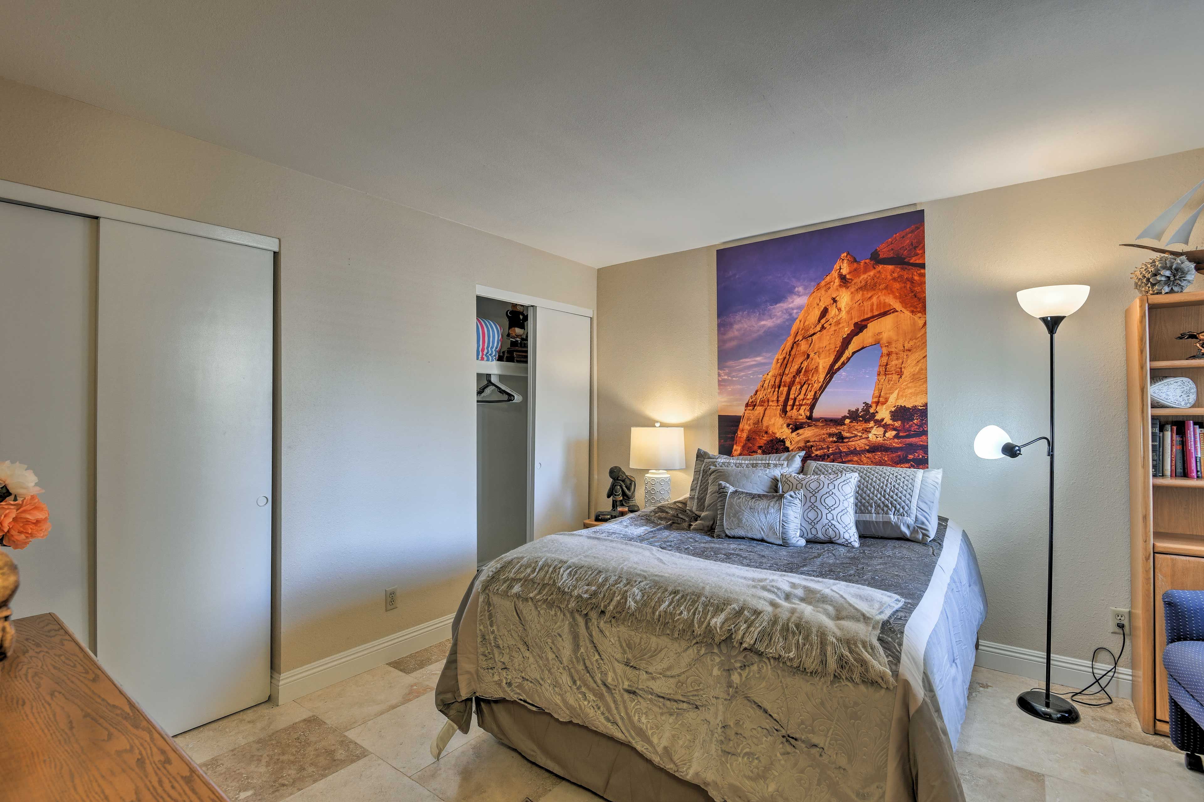 Sleep soundly in the second bedroom's queen bed.