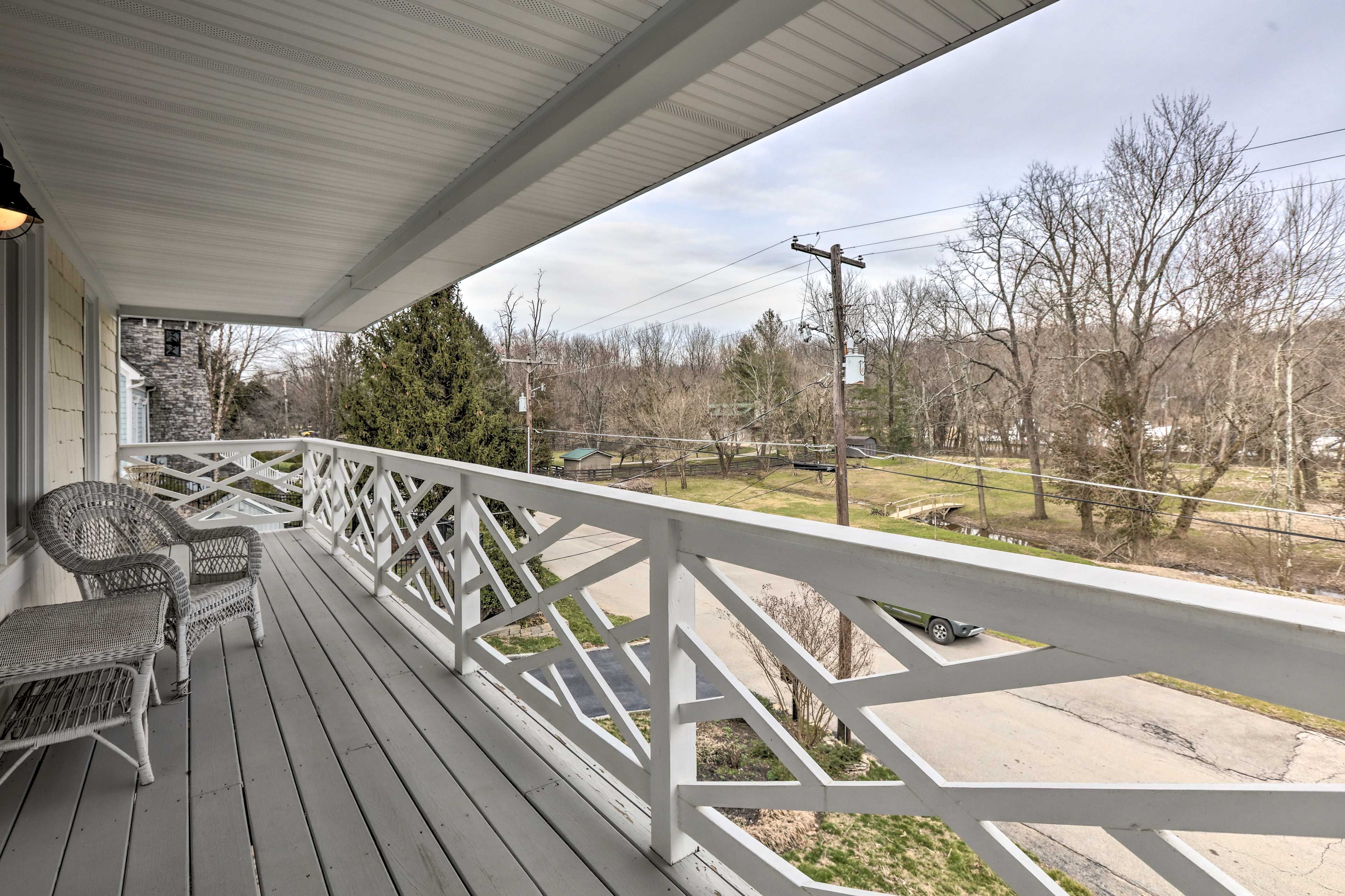 Furnished Front Porch