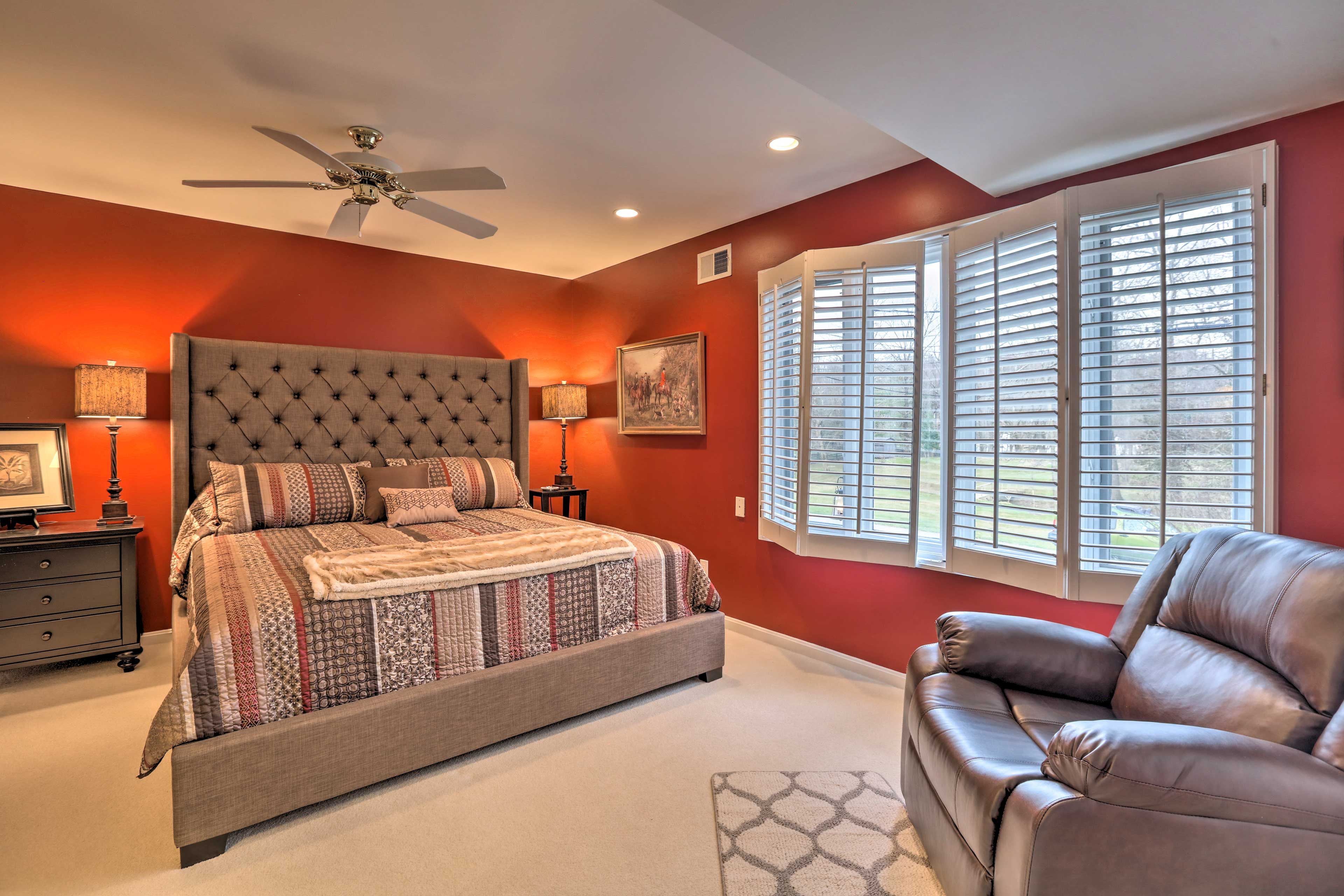 Bedroom 2 | King Bed