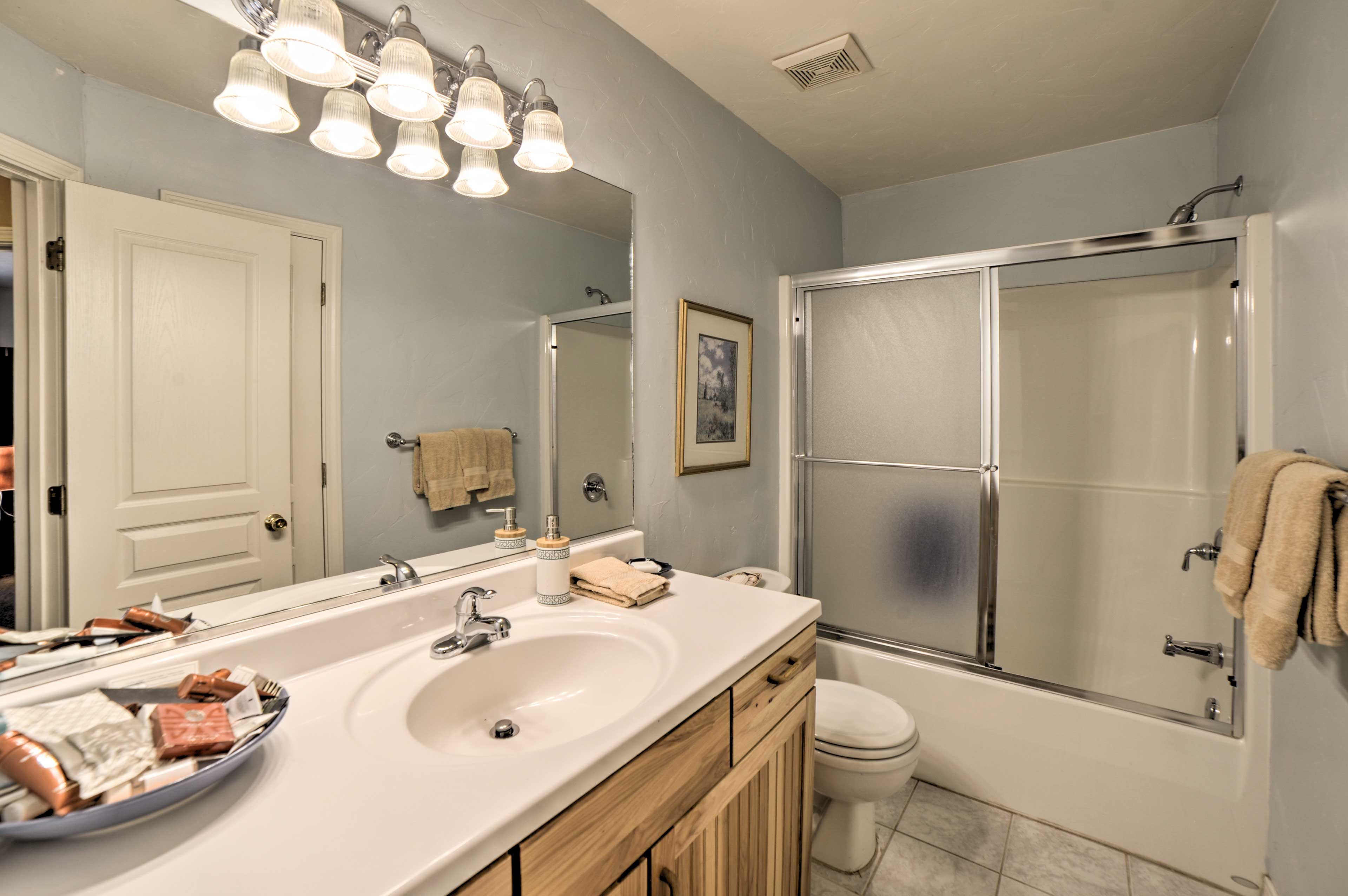 Rinse off in the shower/tub combo.