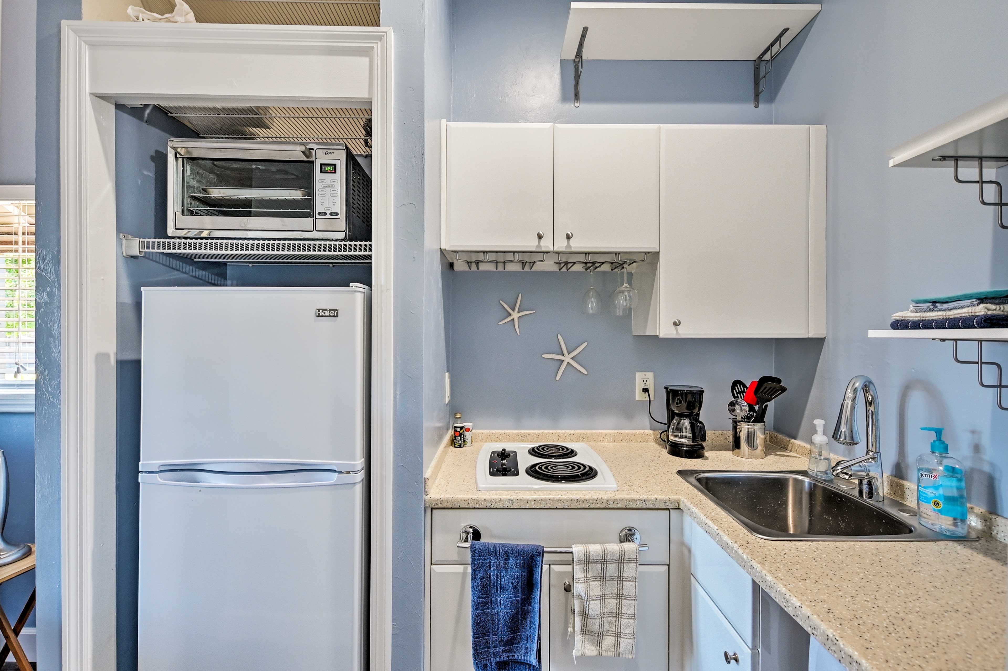This space comes well-equipped.