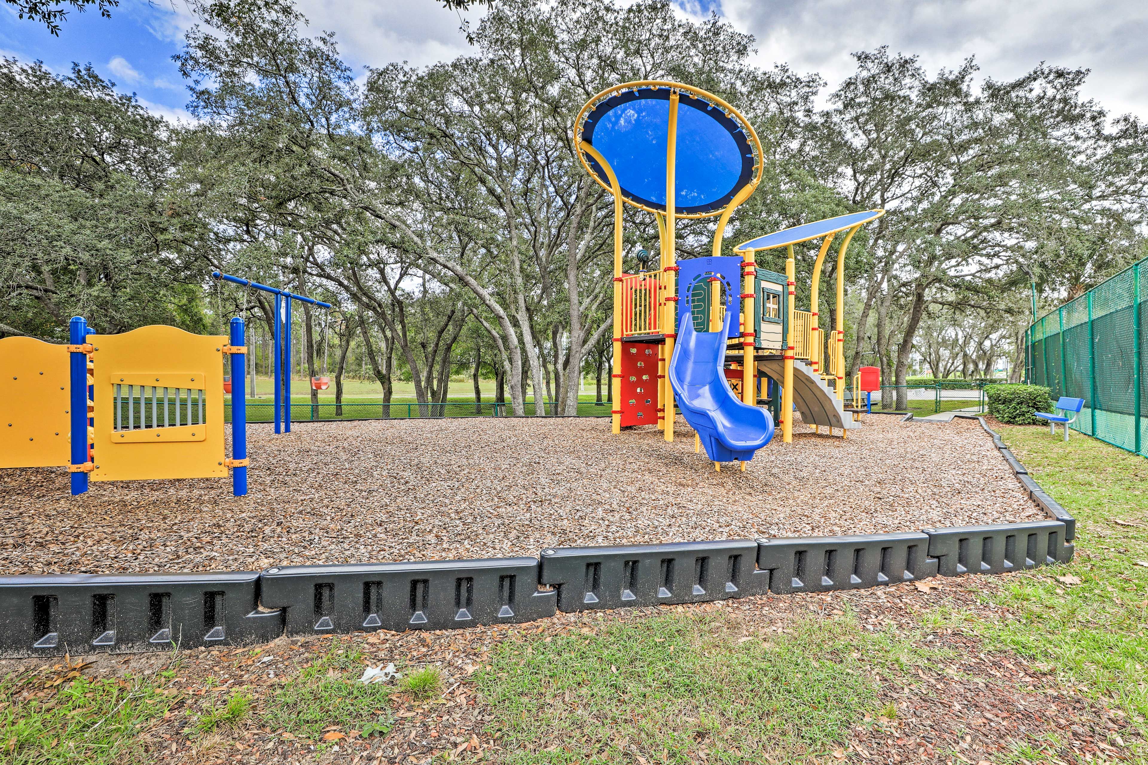 Indian Ridge Villas | Community Amenities