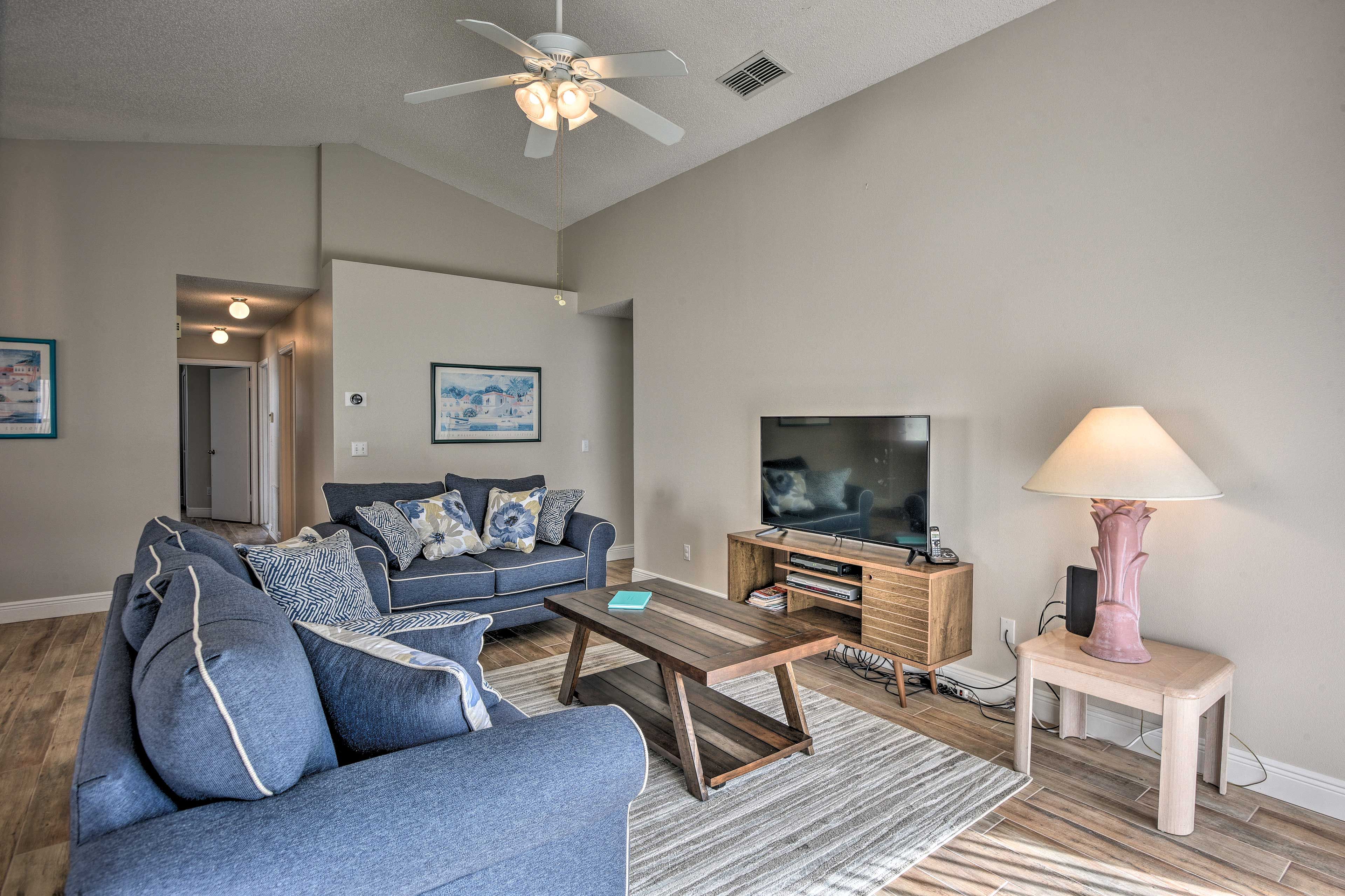Living Room | Single-Story Home | Smart TV | Central A/C