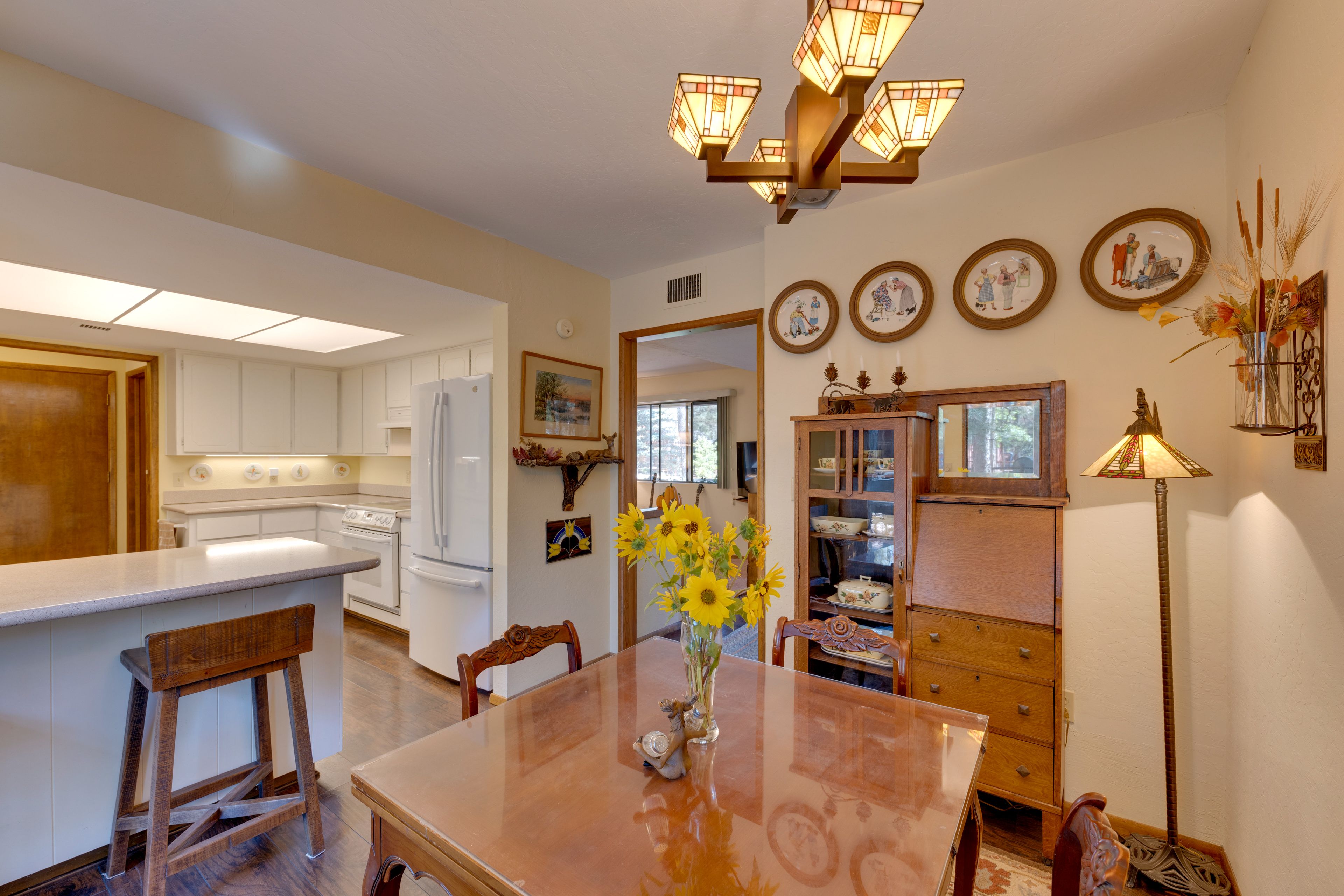 Dining Room | Rustic Decor